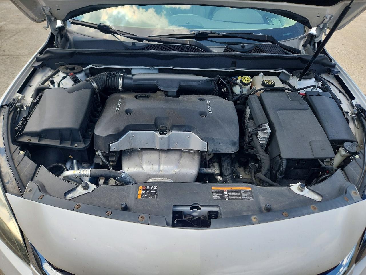 2015 Chevrolet Malibu 1lt White vin: 1G11C5SL3FF235006