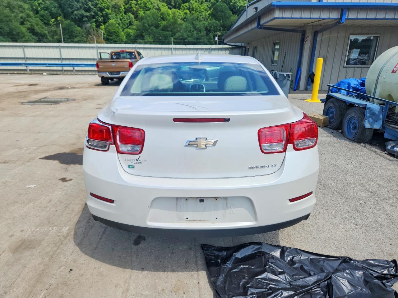 2015 Chevrolet Malibu 1lt White vin: 1G11C5SL3FF235006