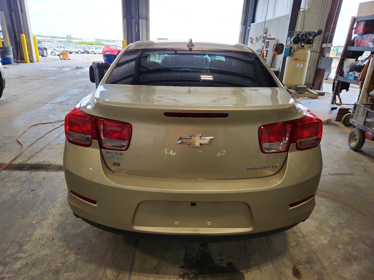2015 Chevrolet Malibu 1lt Tan vin: 1G11C5SL3FF254297