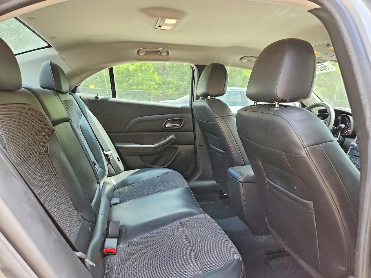 2015 Chevrolet Malibu 1lt Silver vin: 1G11C5SL3FF275750