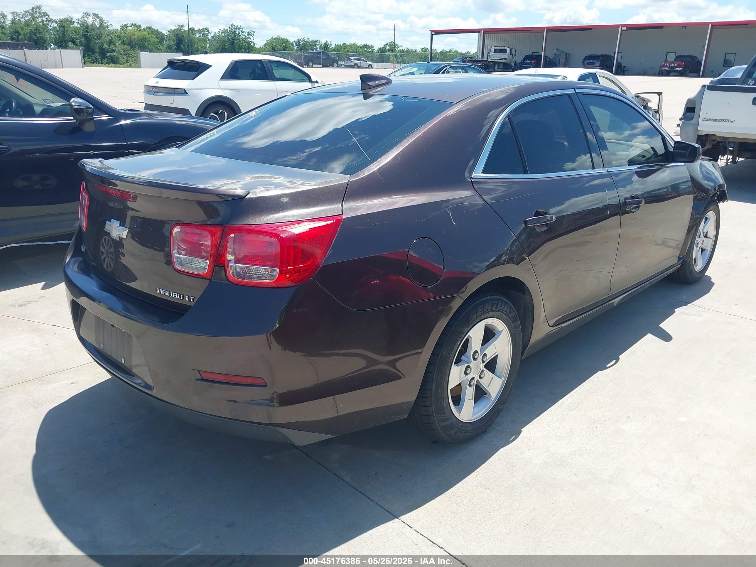 2015 Chevrolet Malibu 1lt Purple vin: 1G11C5SL3FF282326