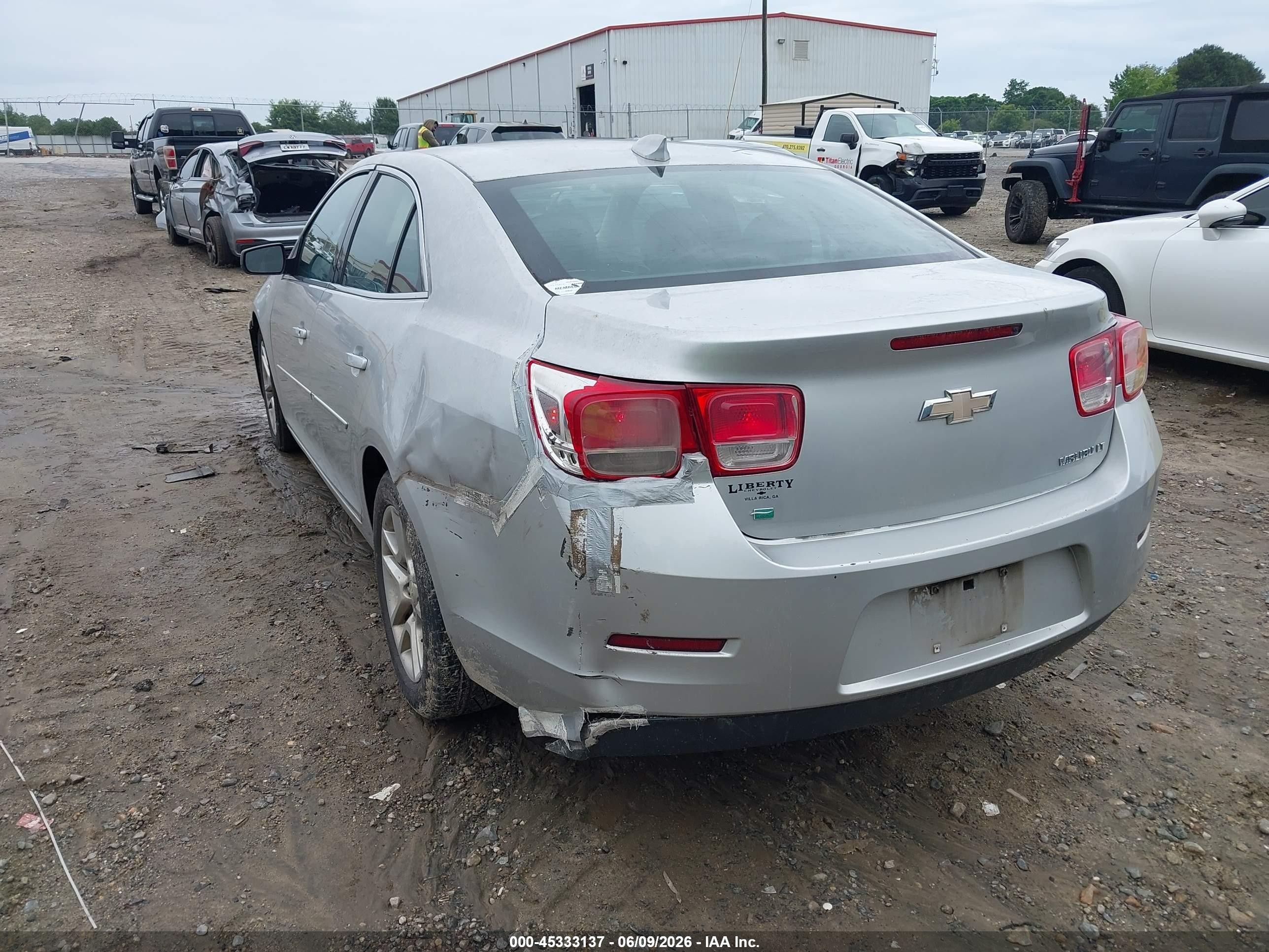 2015 Chevrolet Malibu 1lt Серебряный vin: 1G11C5SL3FF325207