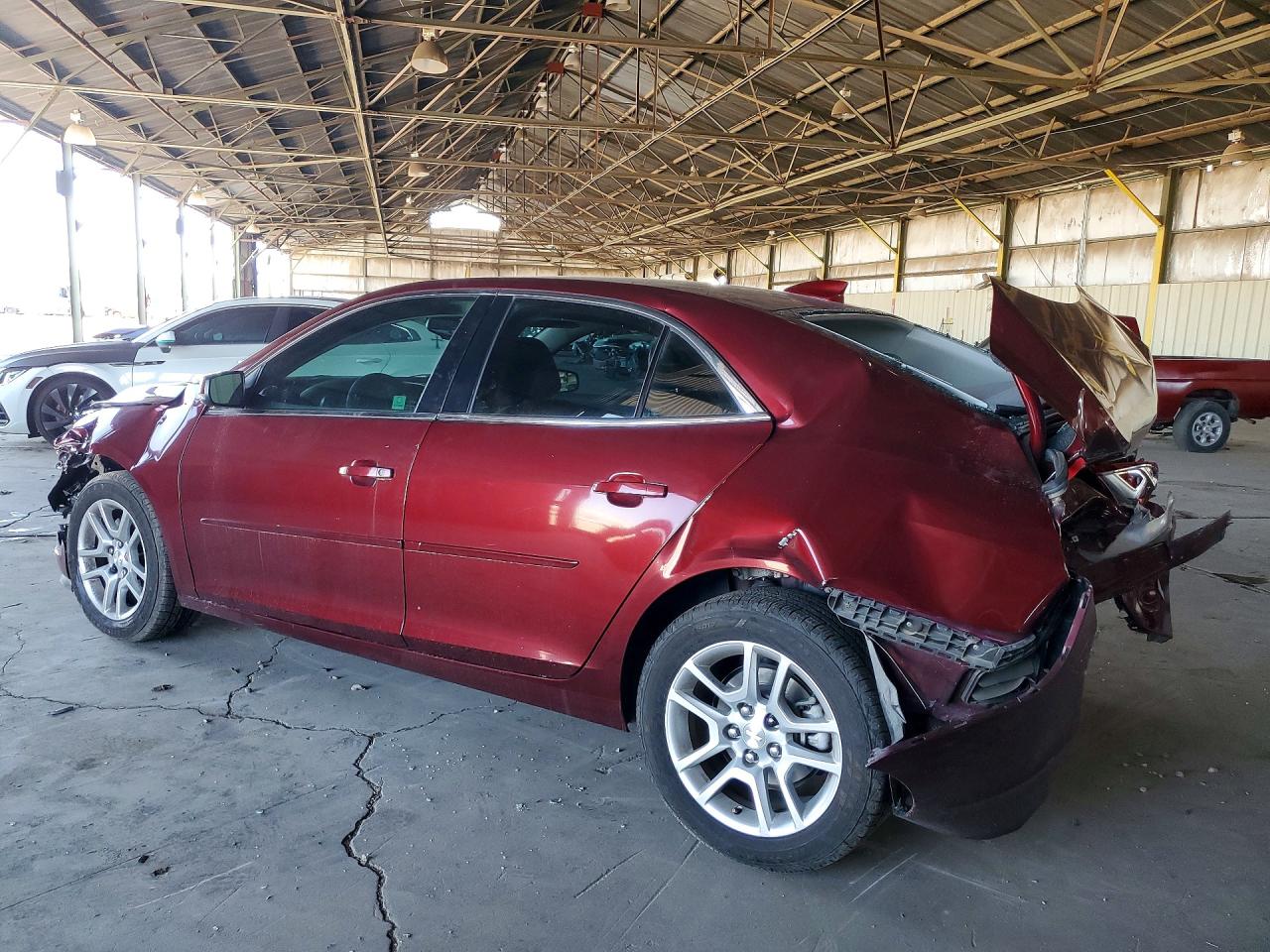 2015 Chevrolet Malibu 1lt Красный vin: 1G11C5SL3FF348924