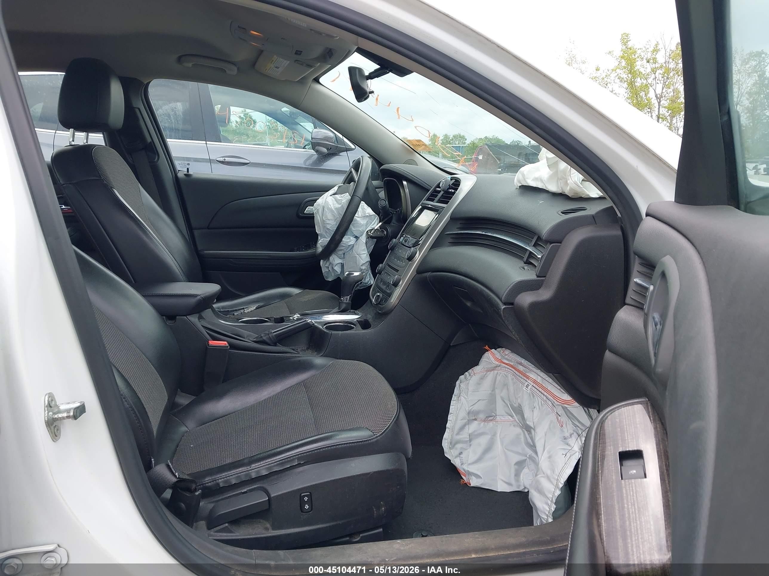 2015 Chevrolet Malibu 1lt Белый vin: 1G11C5SL3FU100801