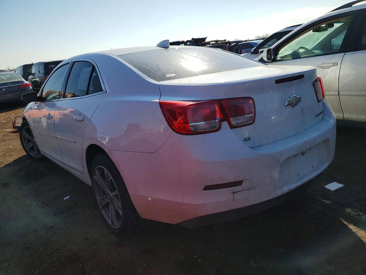 2015 Chevrolet Malibu 1lt White vin: 1G11C5SL3FU150310