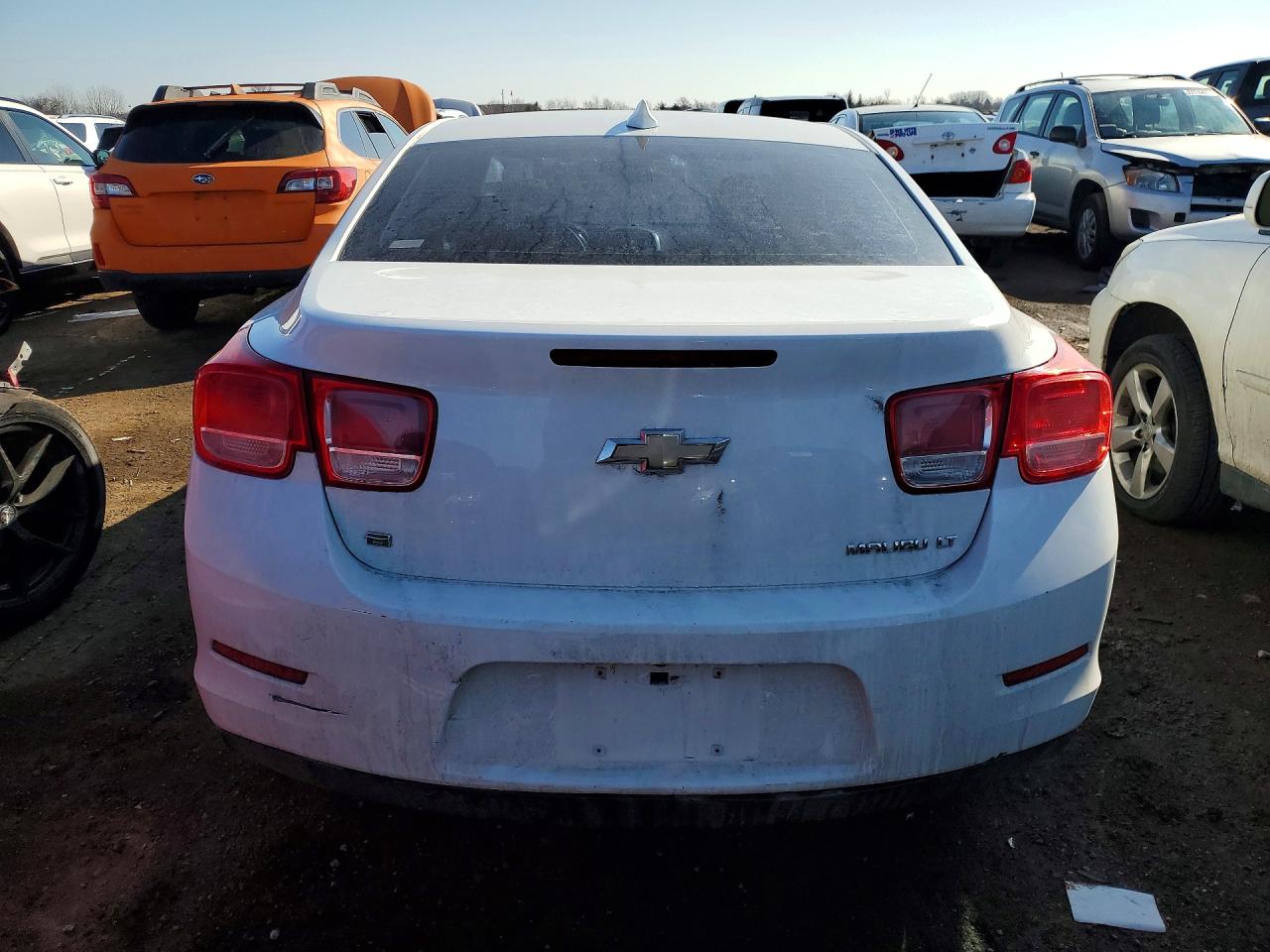 2015 Chevrolet Malibu 1lt White vin: 1G11C5SL3FU150310