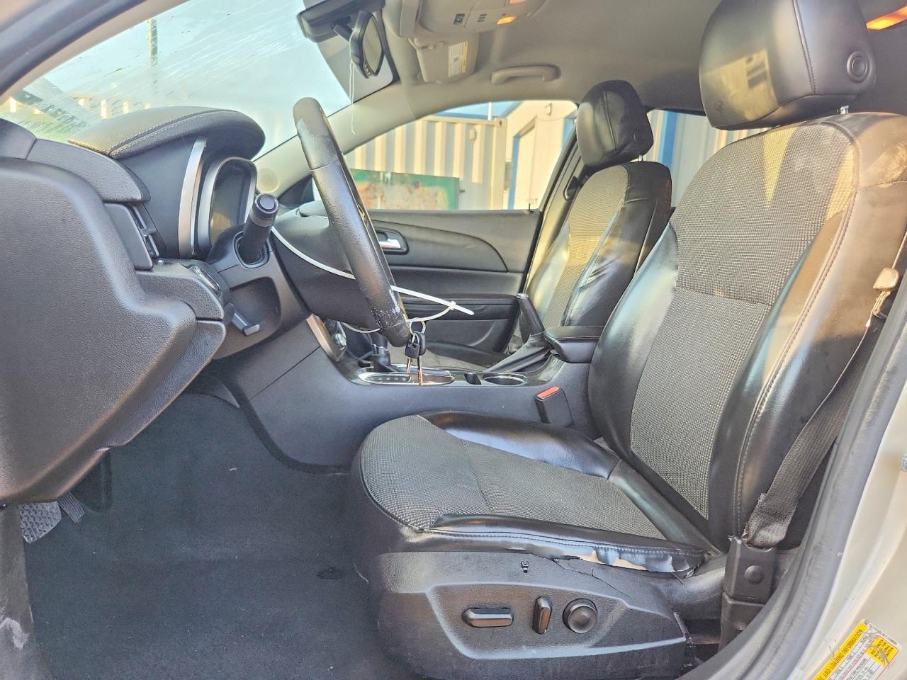 2014 Chevrolet Malibu 1lt Silver vin: 1G11C5SL4EF149895
