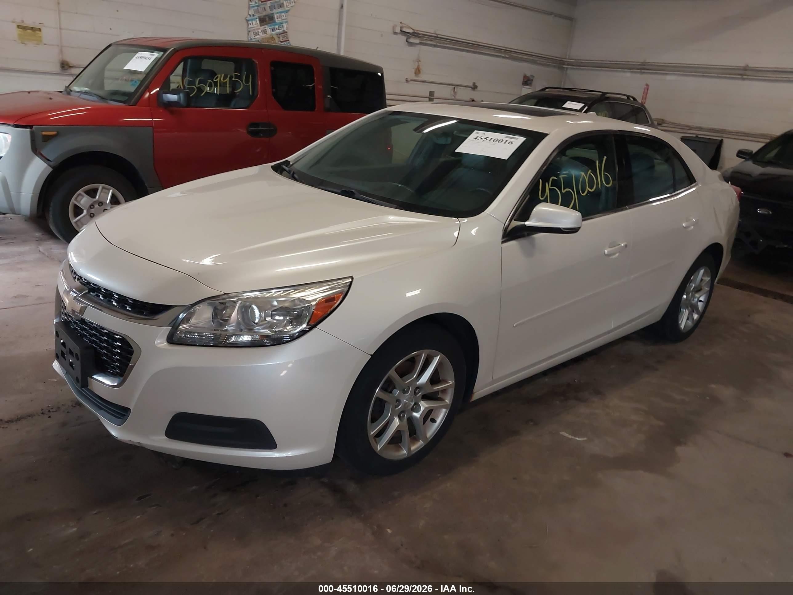 2014 Chevrolet Malibu 1lt White vin: 1G11C5SL4EF153395