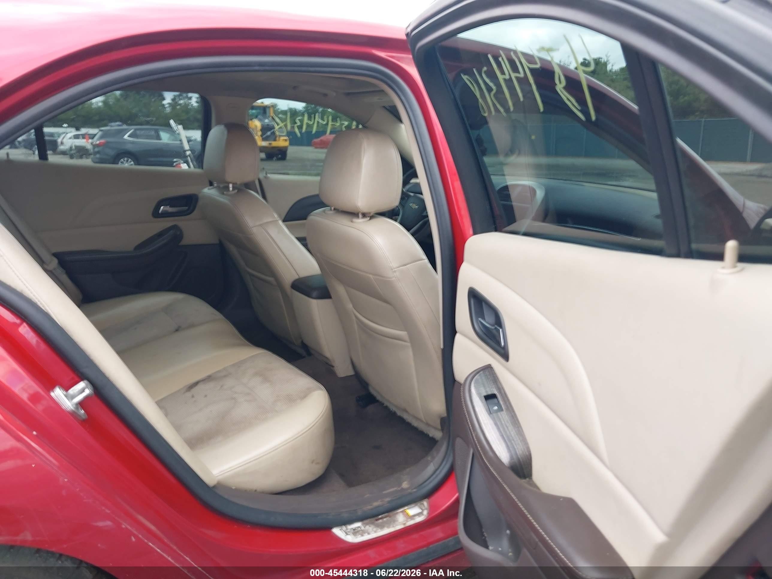 2014 Chevrolet Malibu 1lt Red vin: 1G11C5SL4EF174991