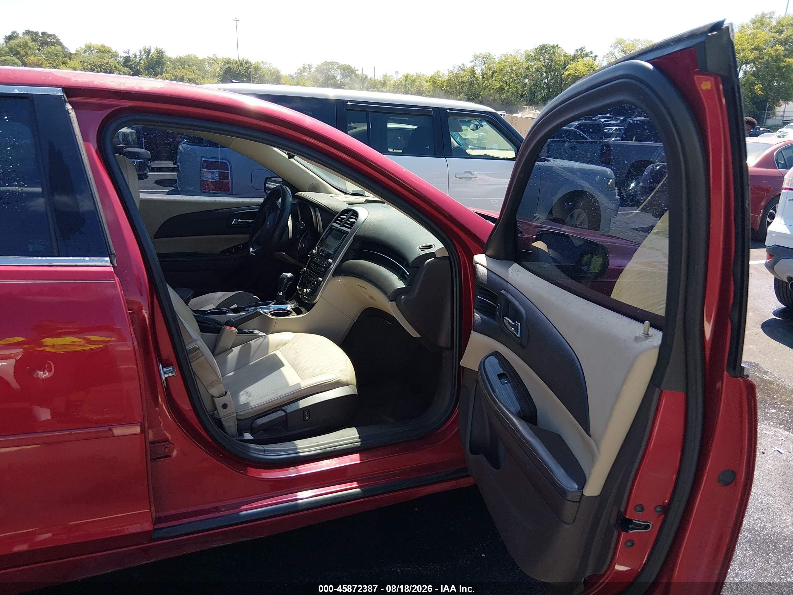 2014 Chevrolet Malibu 1lt Red vin: 1G11C5SL4EF183223