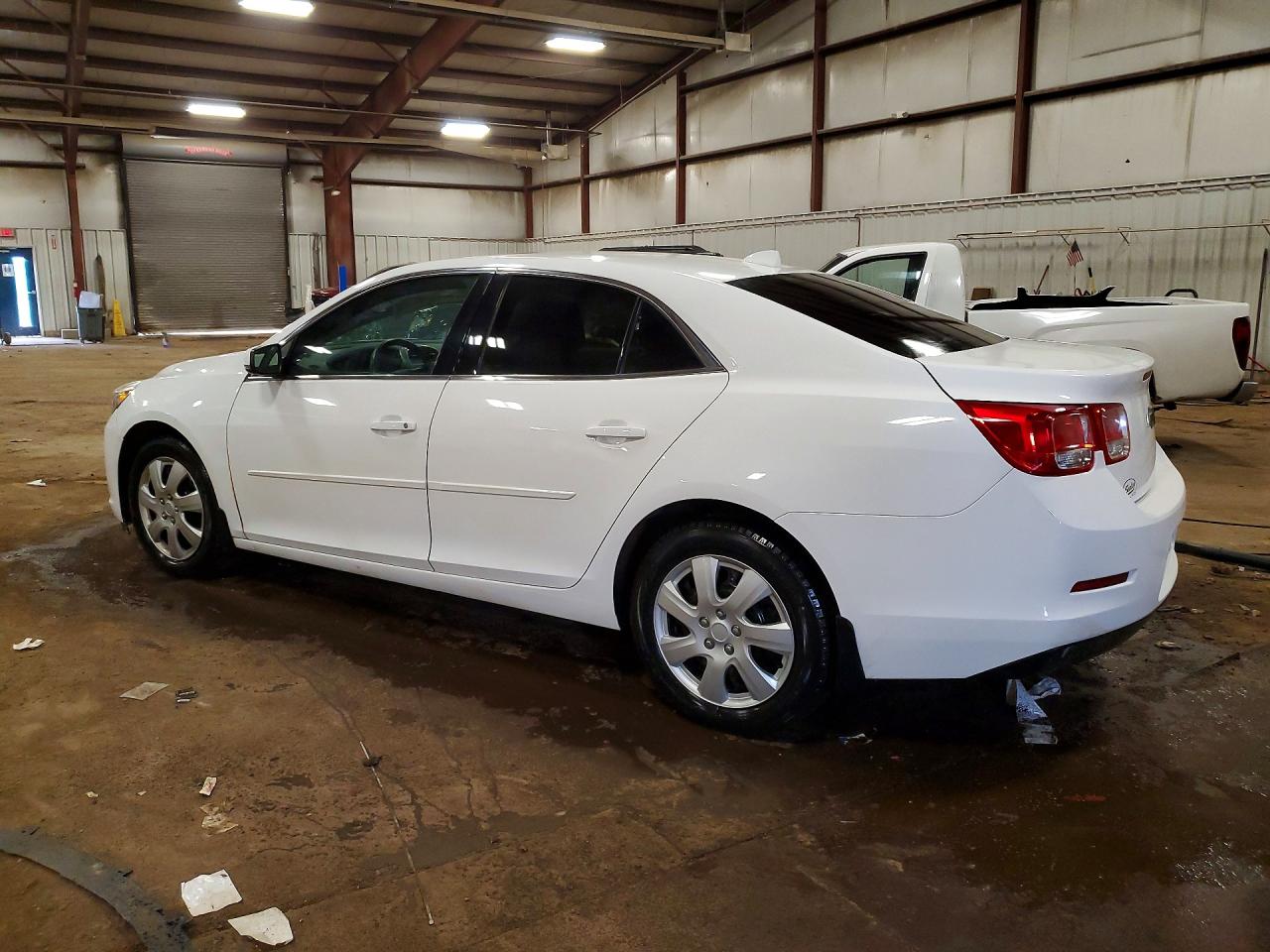 2014 Chevrolet Malibu 1lt White vin: 1G11C5SL4EU163971