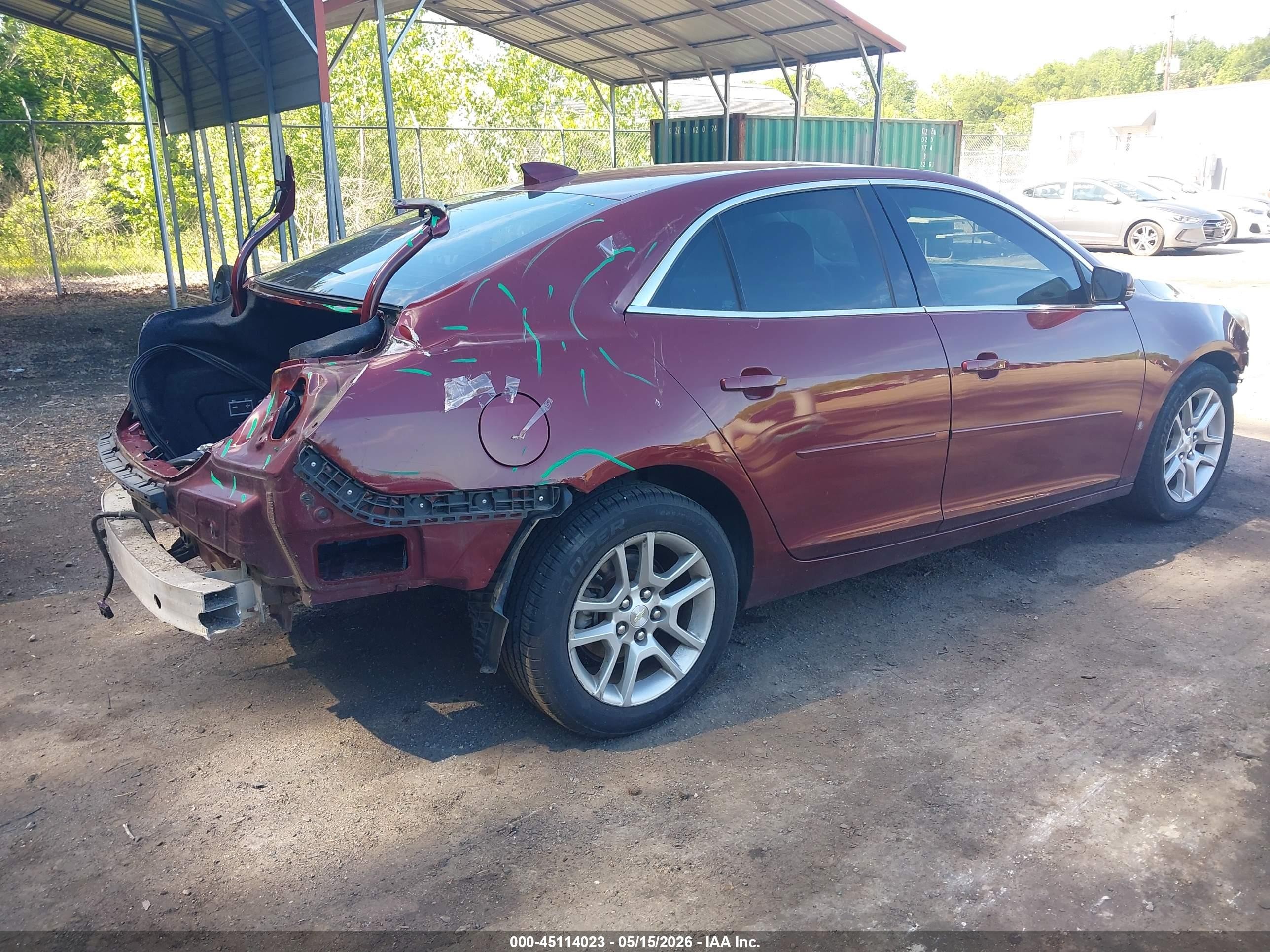 2015 Chevrolet Malibu 1lt Maroon vin: 1G11C5SL4FF107017