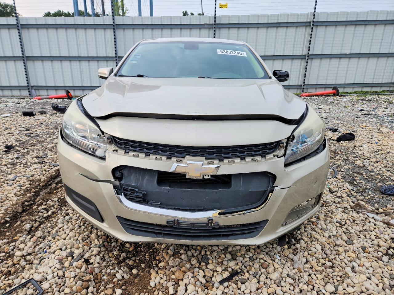 2015 Chevrolet Malibu 1lt Beige vin: 1G11C5SL4FF195924
