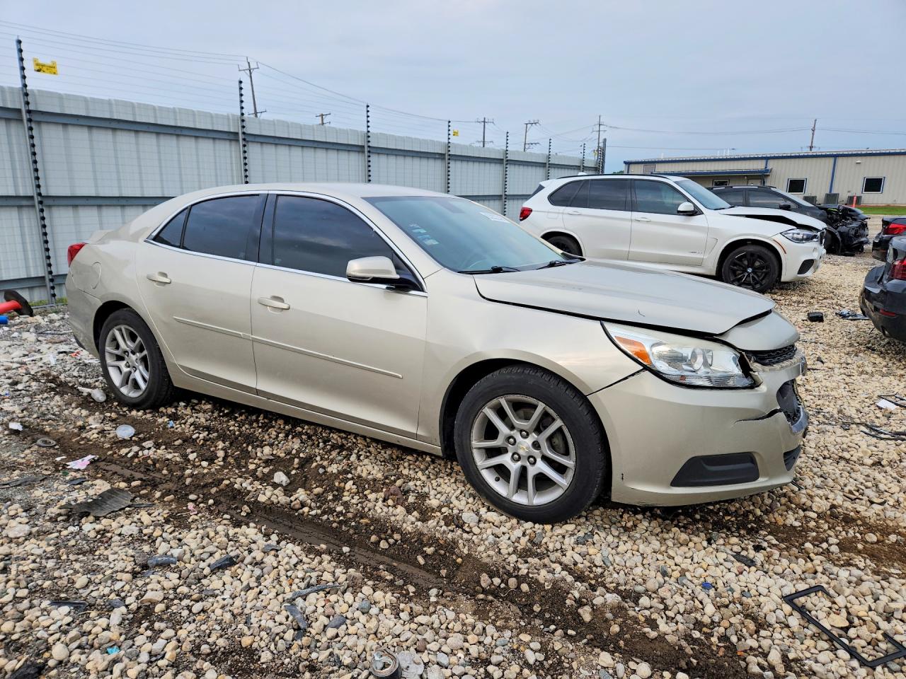 2015 Chevrolet Malibu 1lt Beige vin: 1G11C5SL4FF195924