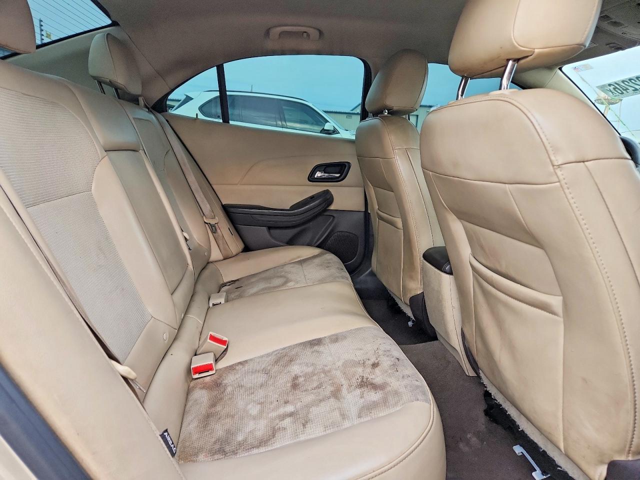 2015 Chevrolet Malibu 1lt Beige vin: 1G11C5SL4FF195924
