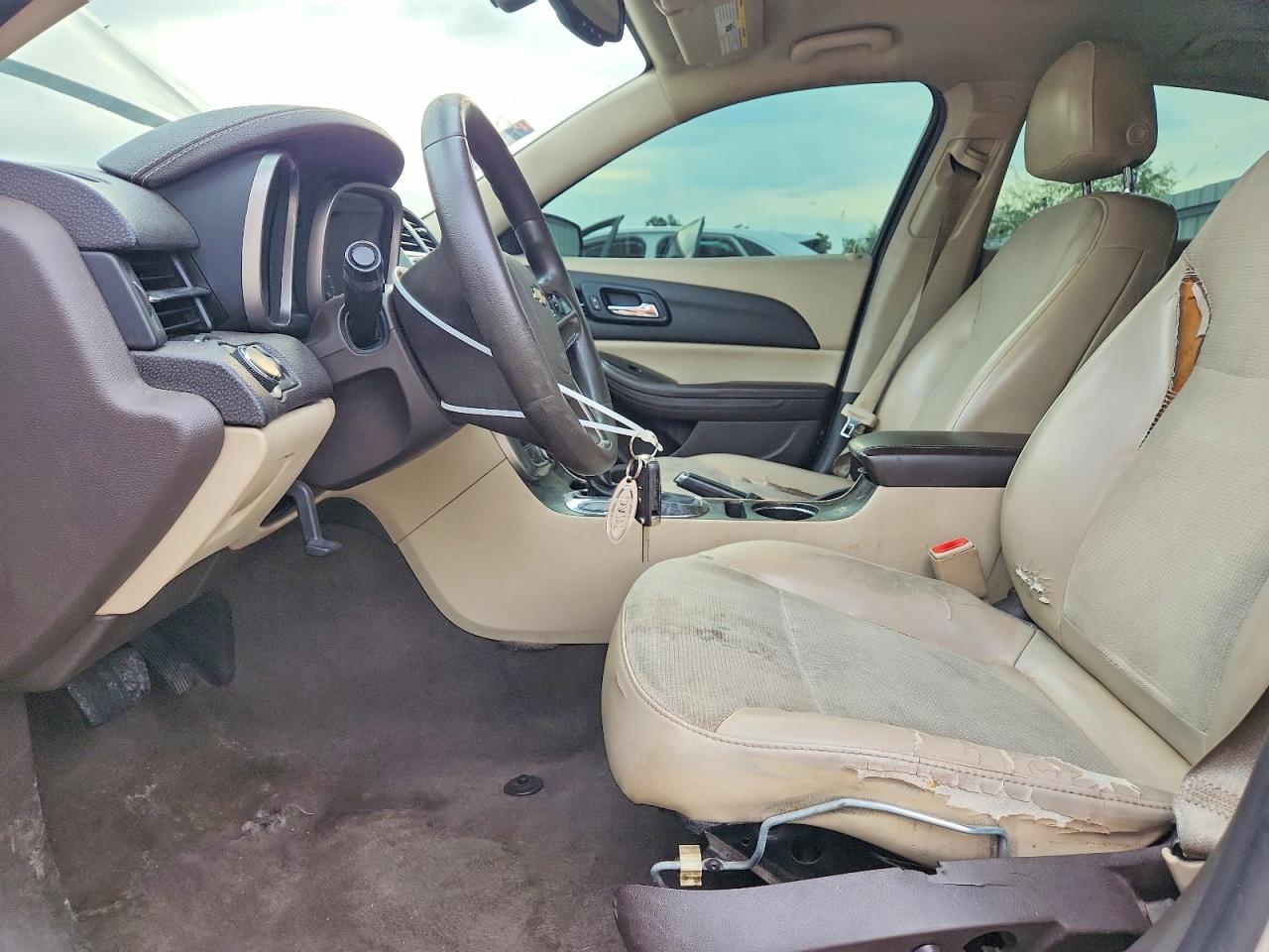 2015 Chevrolet Malibu 1lt Beige vin: 1G11C5SL4FF195924