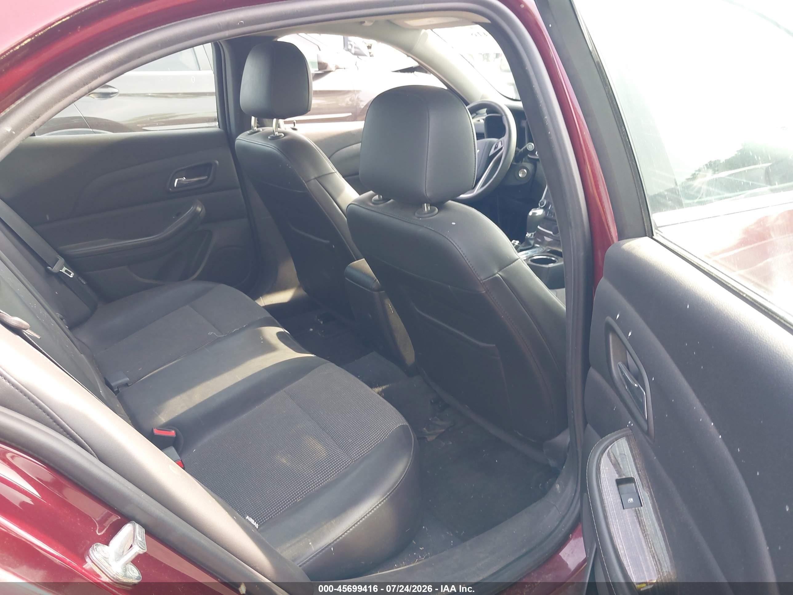 2015 Chevrolet Malibu 1lt Burgundy vin: 1G11C5SL4FF205447