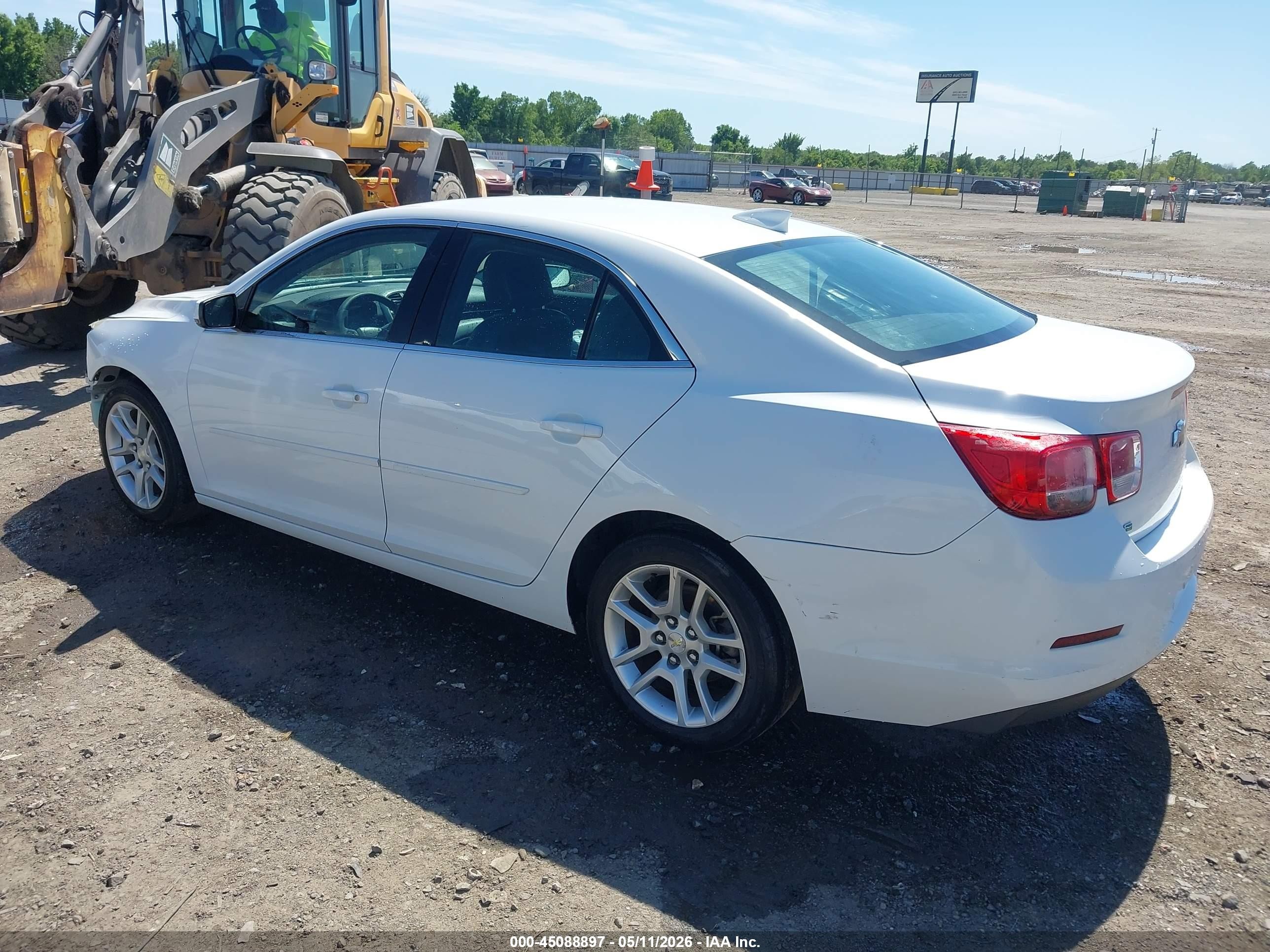 2015 Chevrolet Malibu 1lt White vin: 1G11C5SL4FF209126