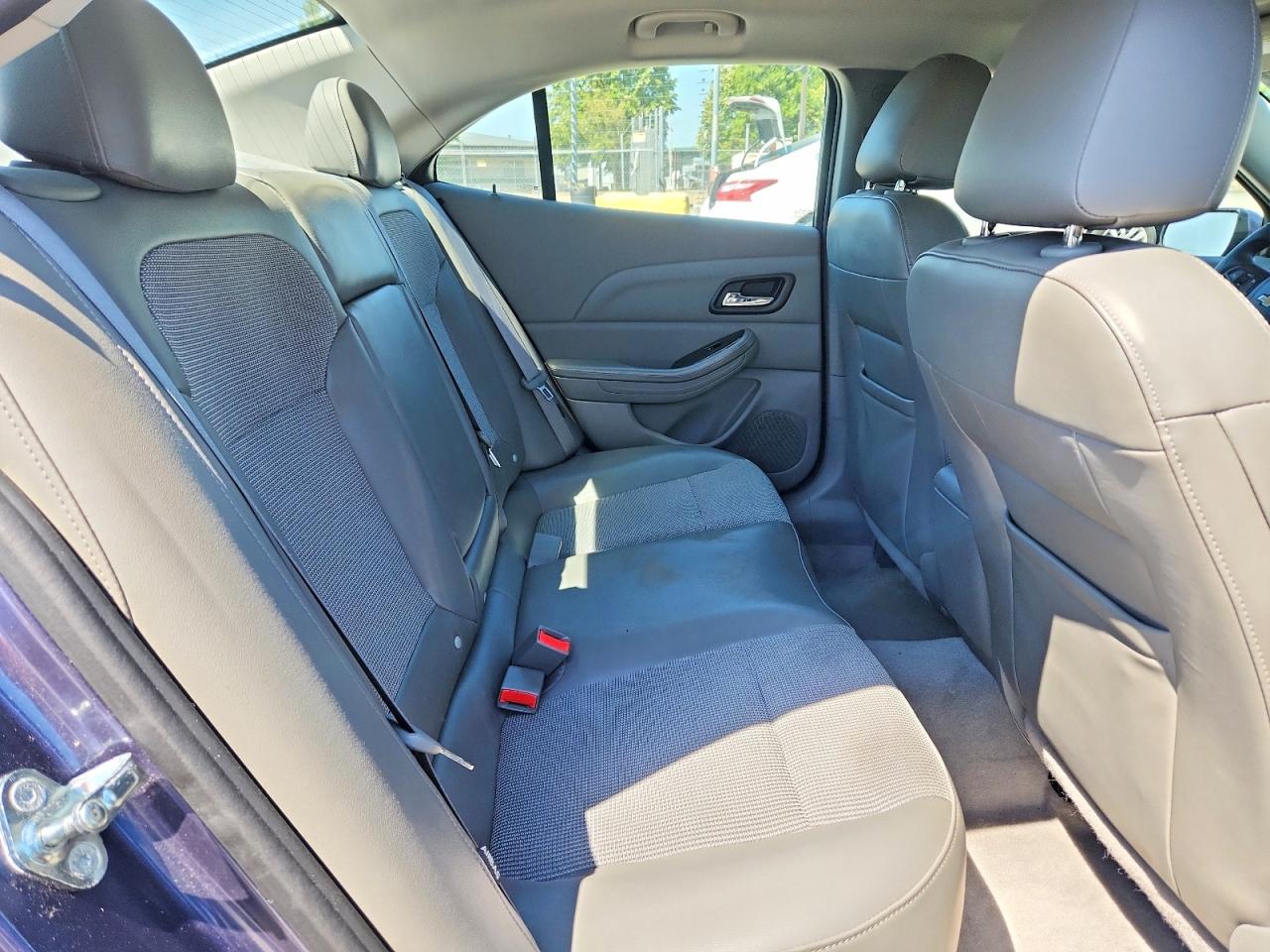 2015 Chevrolet Malibu 1lt Blue vin: 1G11C5SL4FF275630