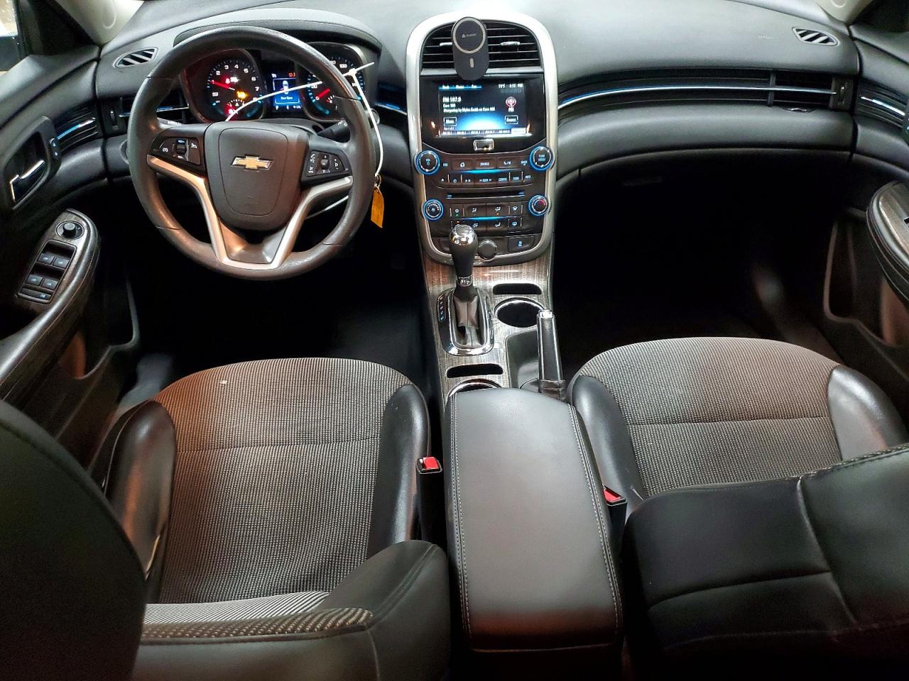 2015 Chevrolet Malibu 1lt Белый vin: 1G11C5SL4FF295814