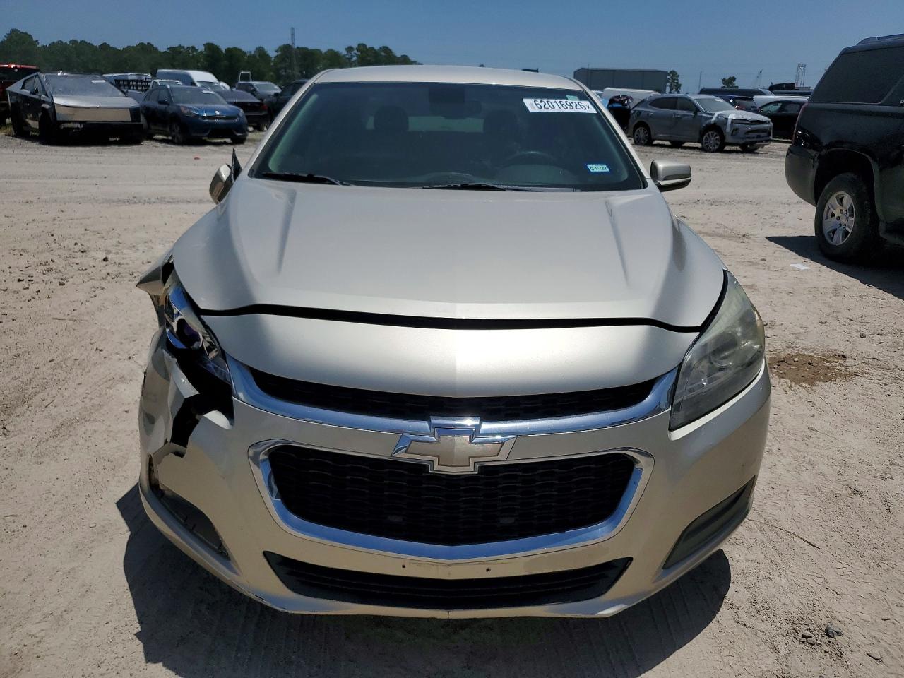 2015 Chevrolet Malibu 1lt Золотой vin: 1G11C5SL4FF309713