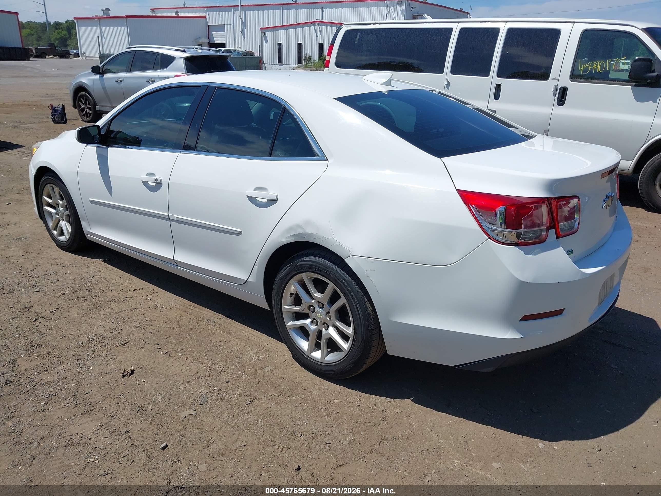 2015 Chevrolet Malibu 1lt Белый vin: 1G11C5SL4FU131684