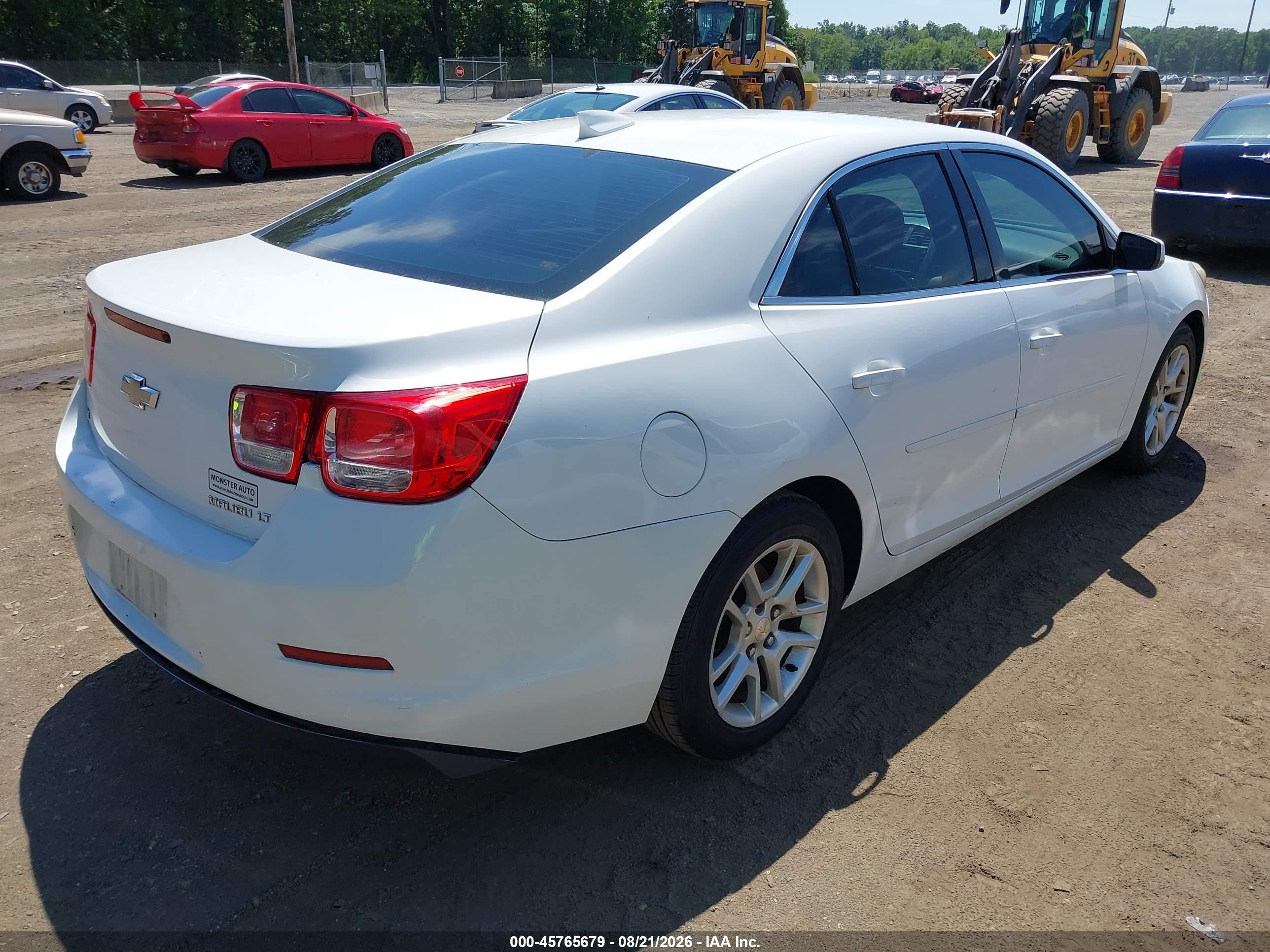 2015 Chevrolet Malibu 1lt Белый vin: 1G11C5SL4FU131684