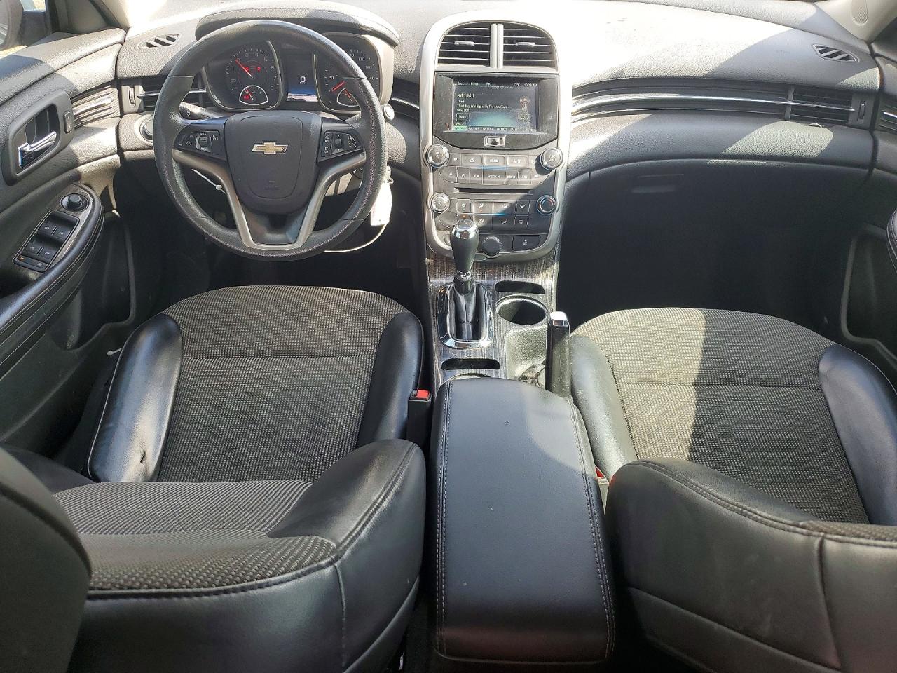 2015 Chevrolet Malibu 1lt White vin: 1G11C5SL4FU144323