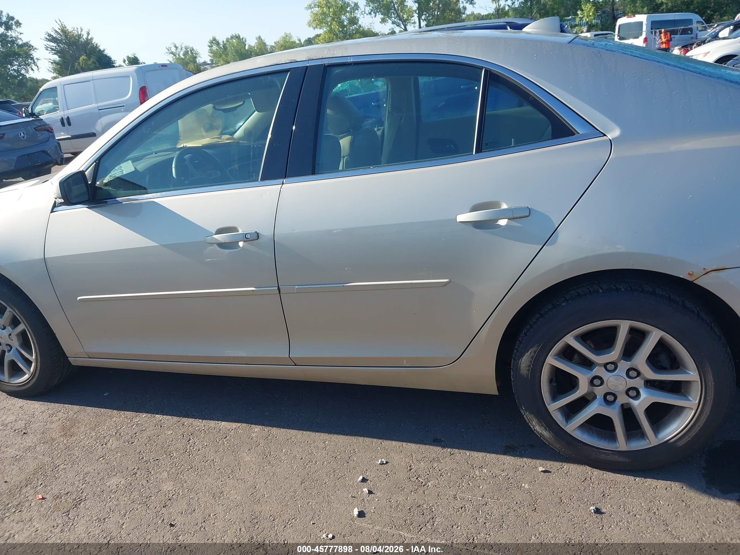 2014 Chevrolet Malibu 1lt Champagne vin: 1G11C5SL5EF123838