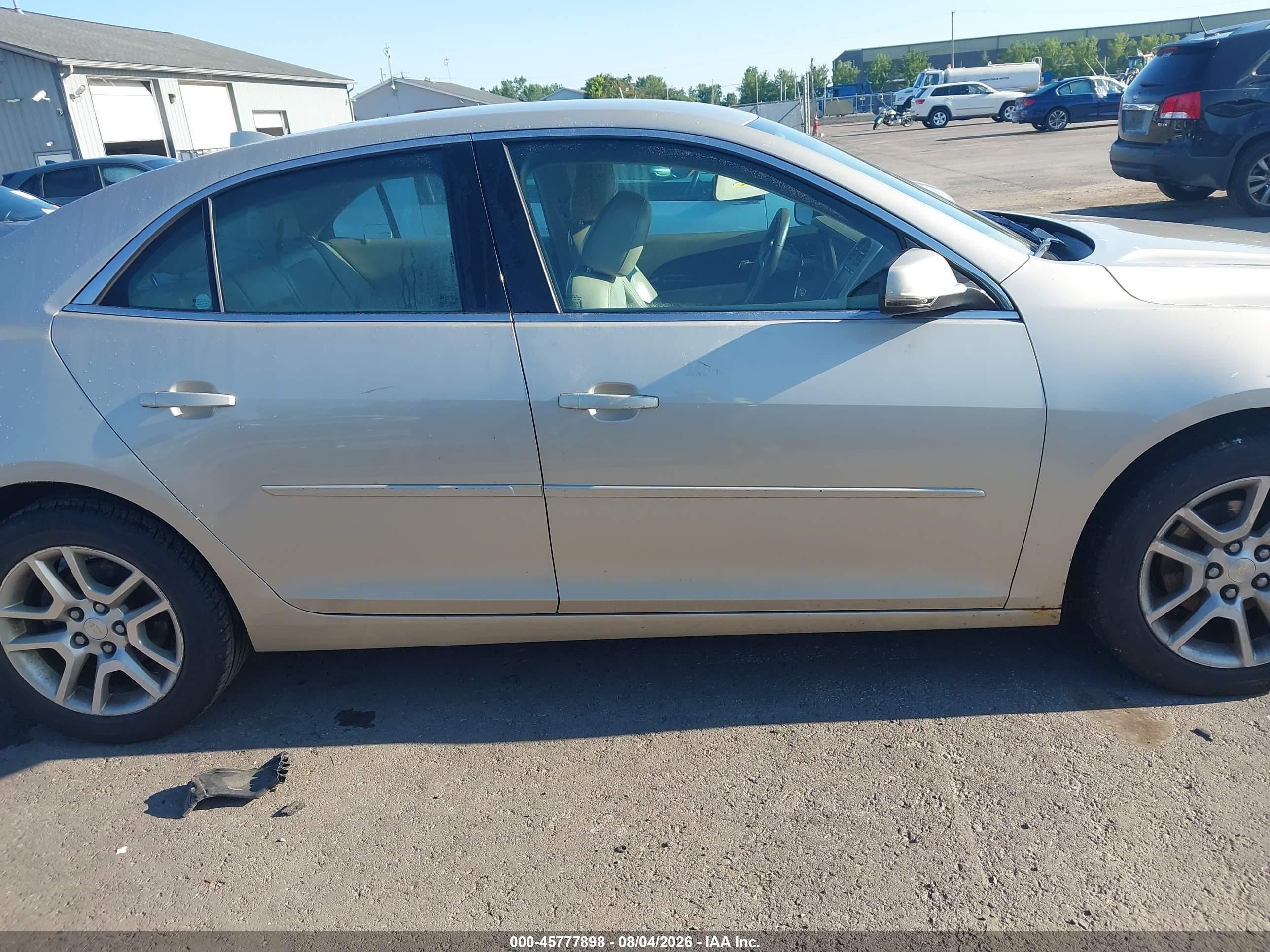 2014 Chevrolet Malibu 1lt Champagne vin: 1G11C5SL5EF123838
