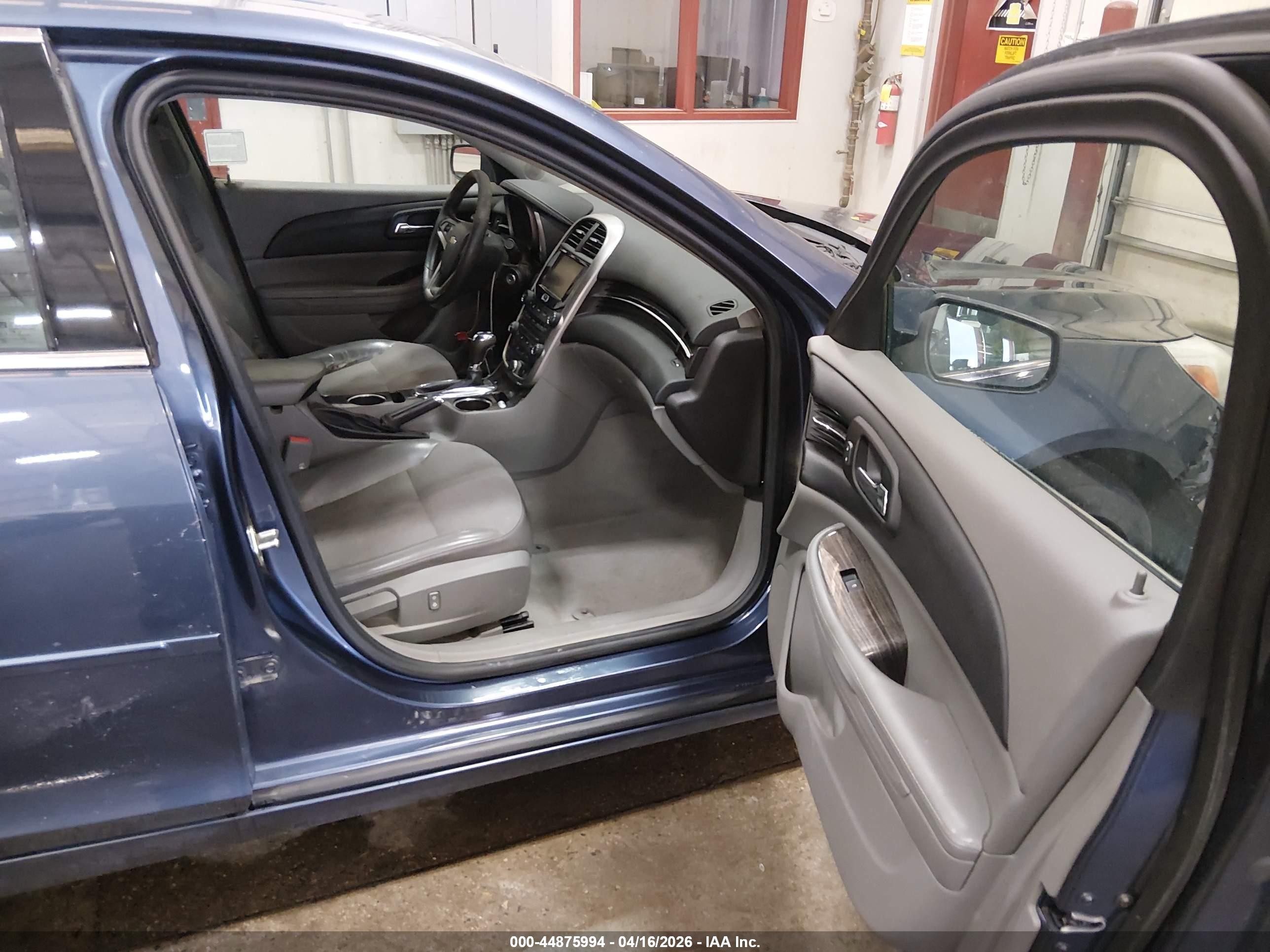 2014 Chevrolet Malibu 1lt Blue vin: 1G11C5SL5EF165880