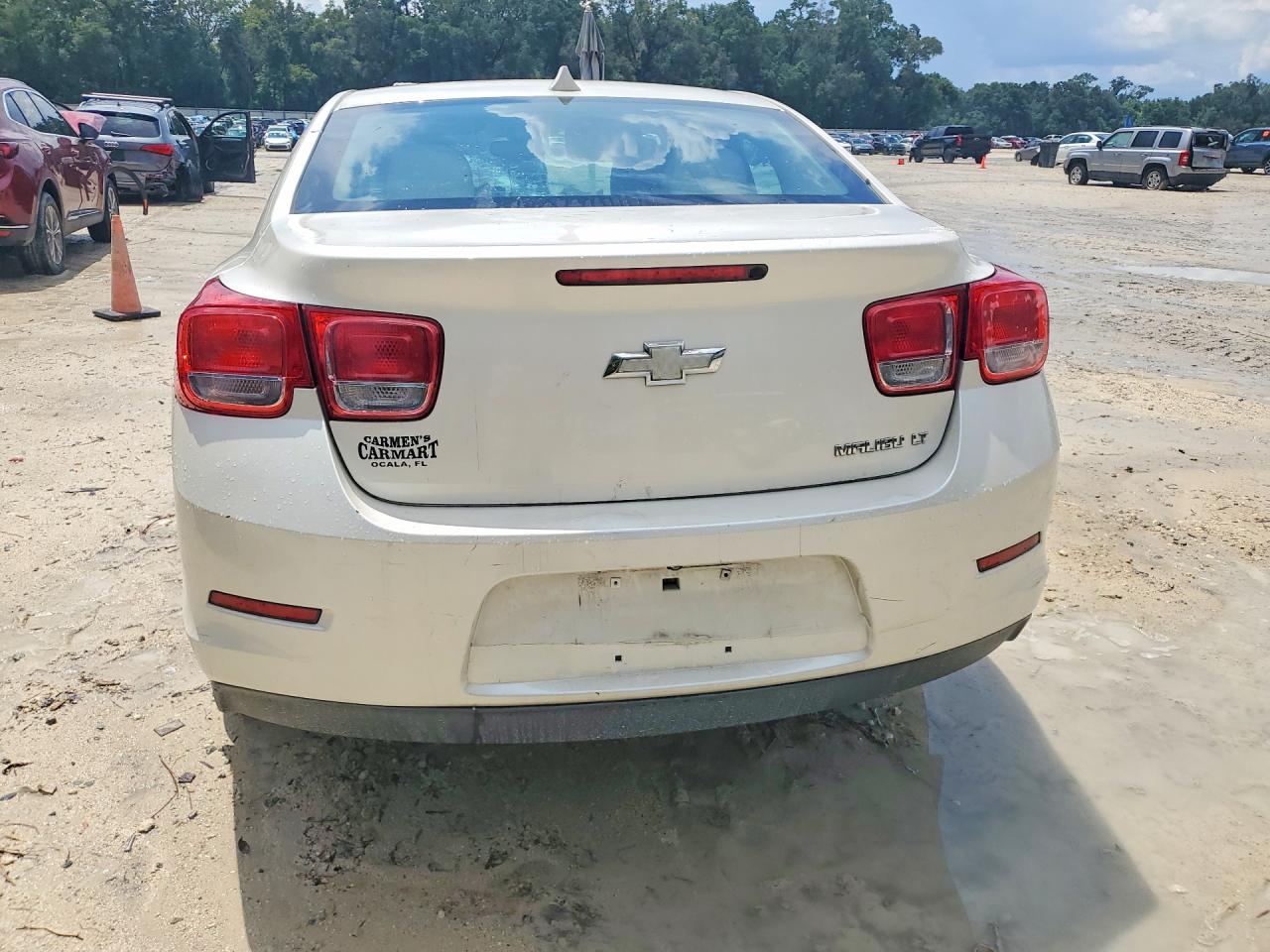 2014 Chevrolet Malibu 1lt White vin: 1G11C5SL5EF172215