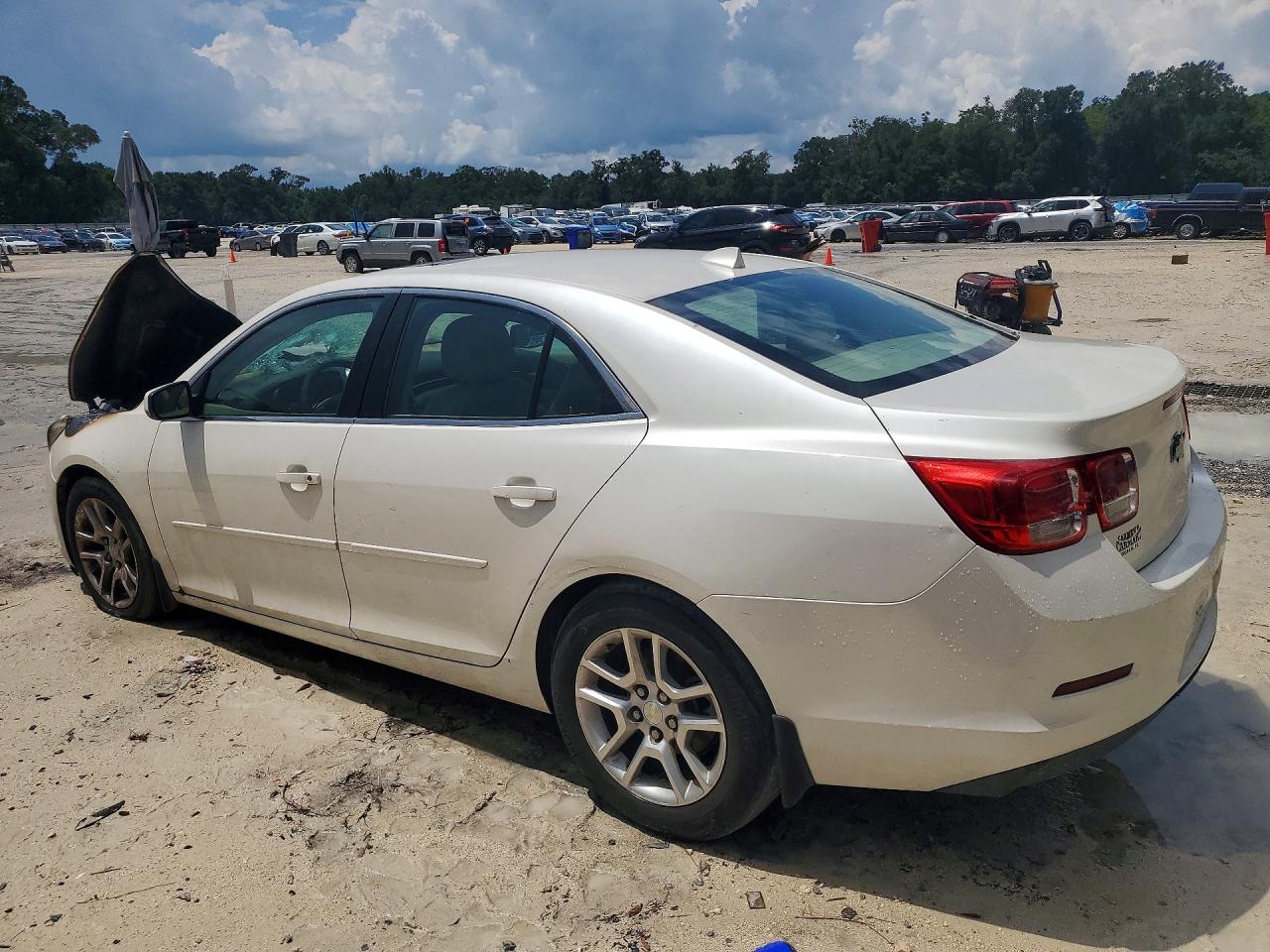 2014 Chevrolet Malibu 1lt White vin: 1G11C5SL5EF172215