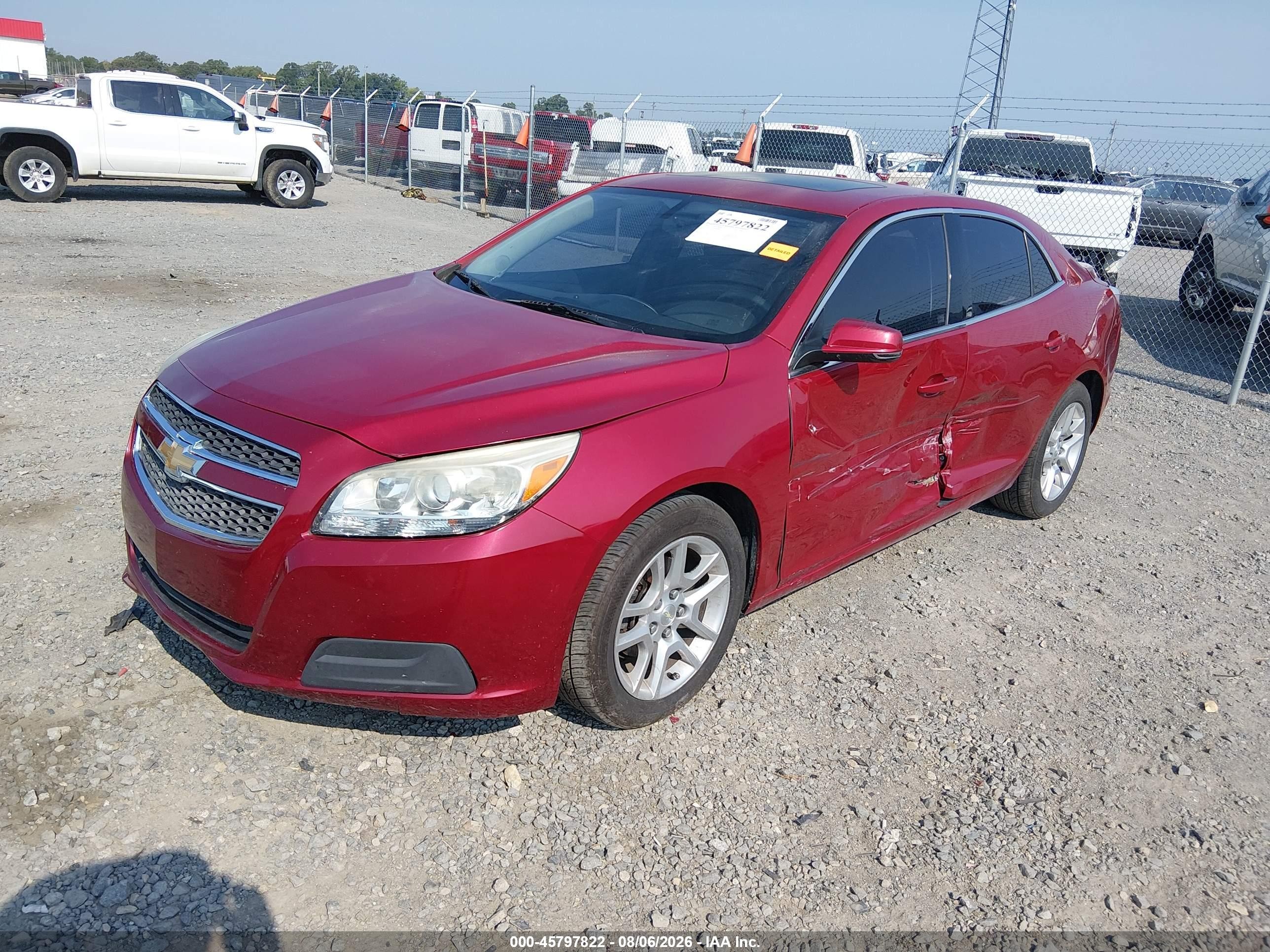 2014 Chevrolet Malibu 1lt Red vin: 1G11C5SL5EF209991