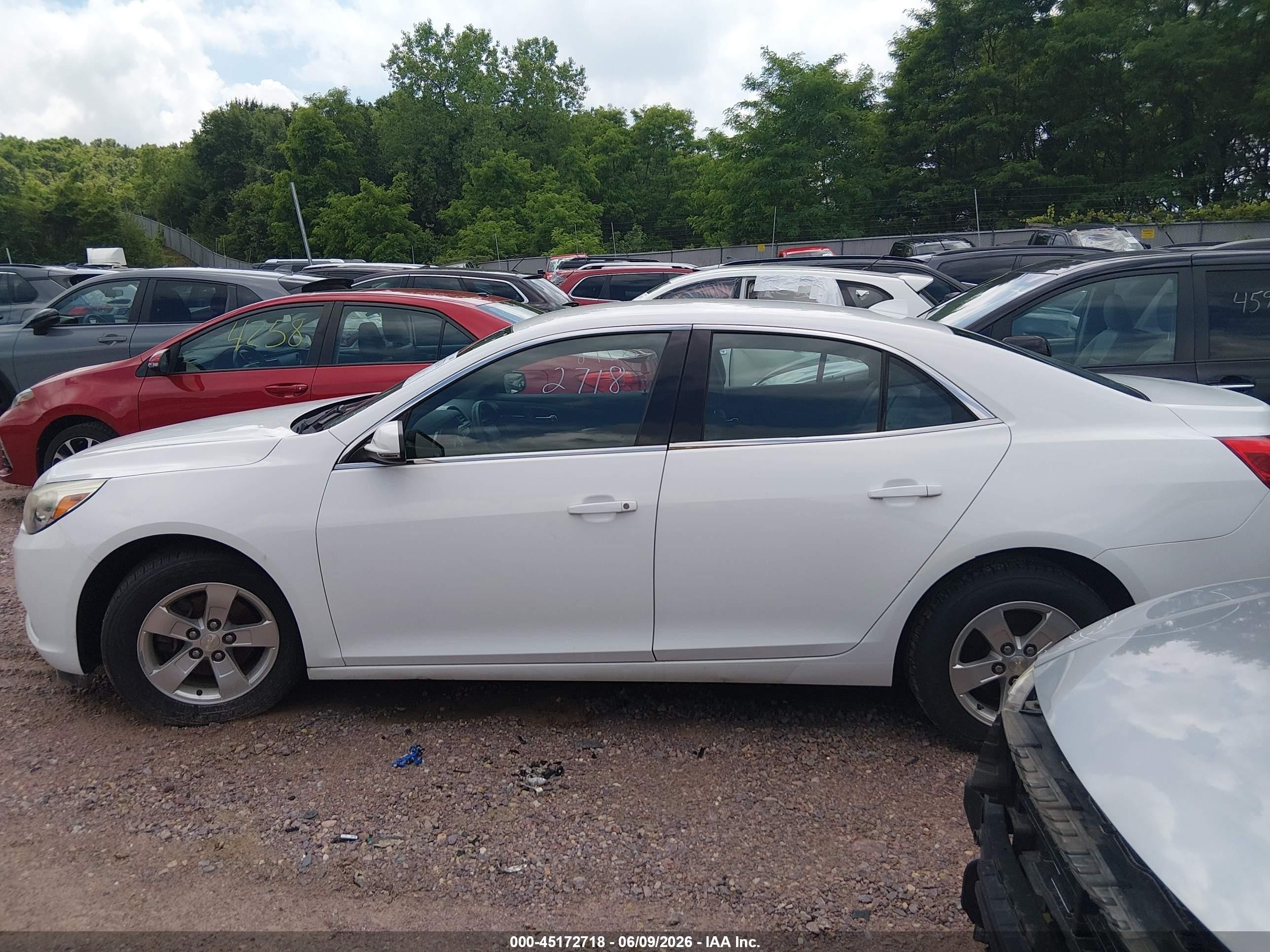 2014 Chevrolet Malibu 1lt White vin: 1G11C5SL5EF276848