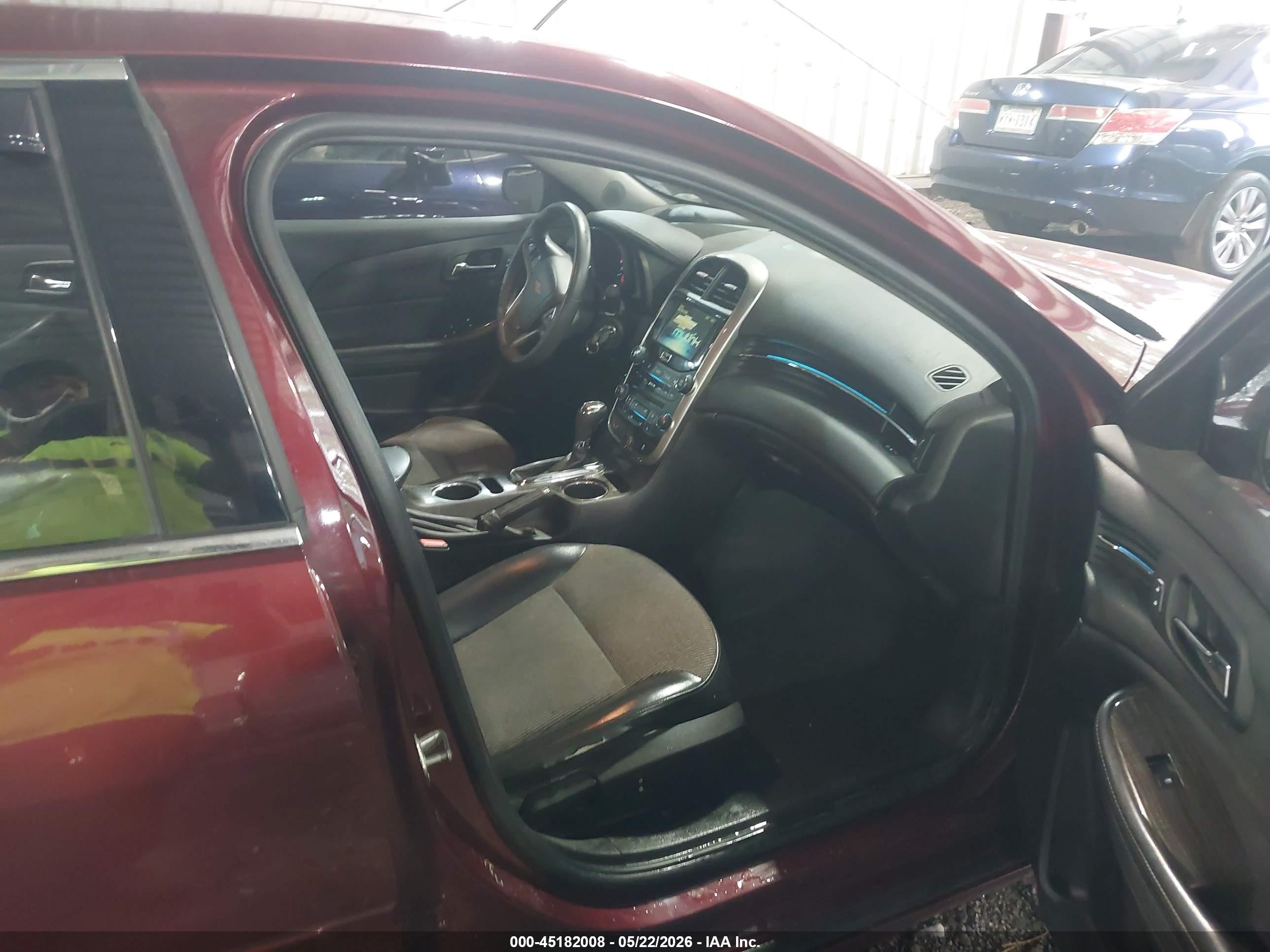 2015 Chevrolet Malibu 1lt Burgundy vin: 1G11C5SL5FF111741