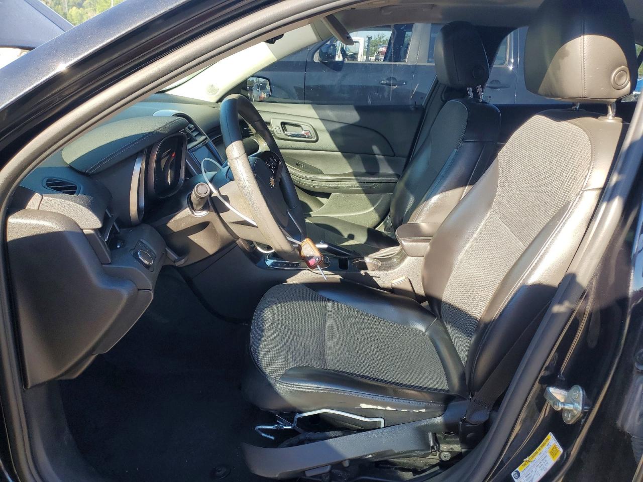 2015 Chevrolet Malibu 1lt Черный vin: 1G11C5SL5FF132427