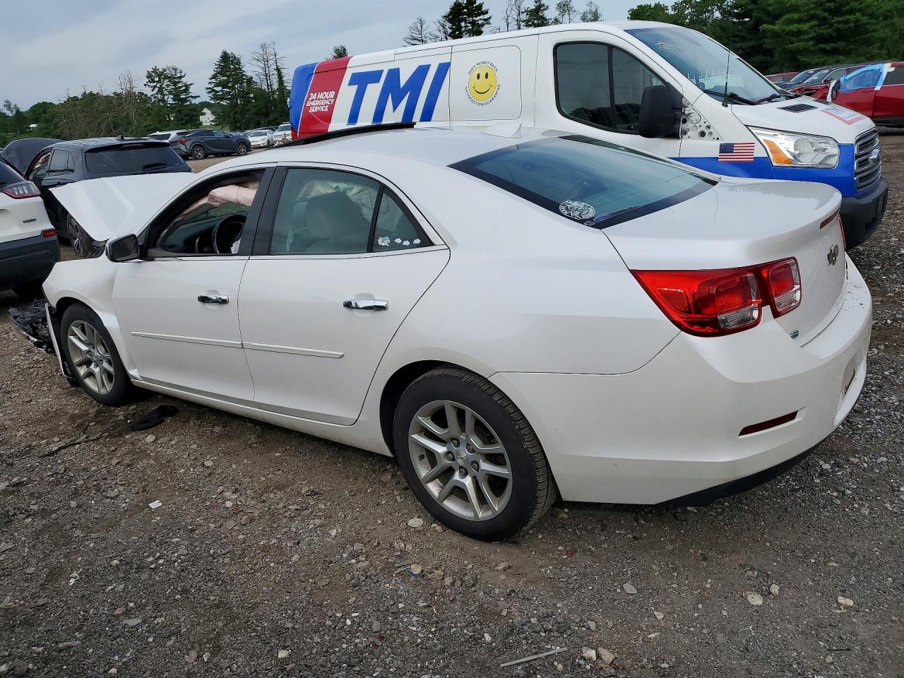 2015 Chevrolet Malibu 1lt White vin: 1G11C5SL5FF193535