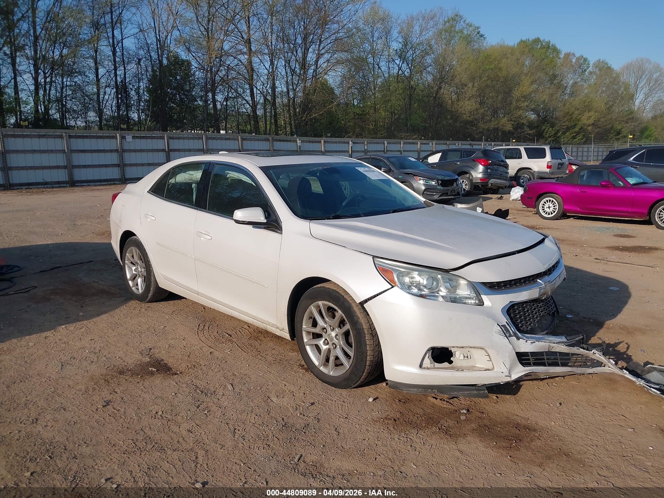 2015 Chevrolet Malibu 1lt White vin: 1G11C5SL5FF242779