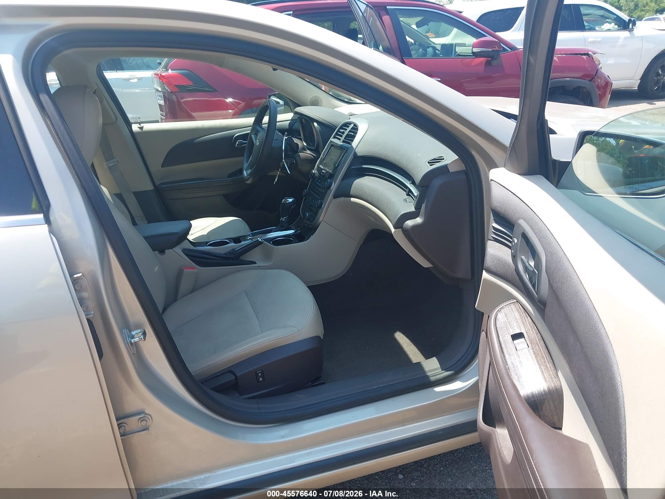 2015 Chevrolet Malibu 1lt Champagne vin: 1G11C5SL5FF265480