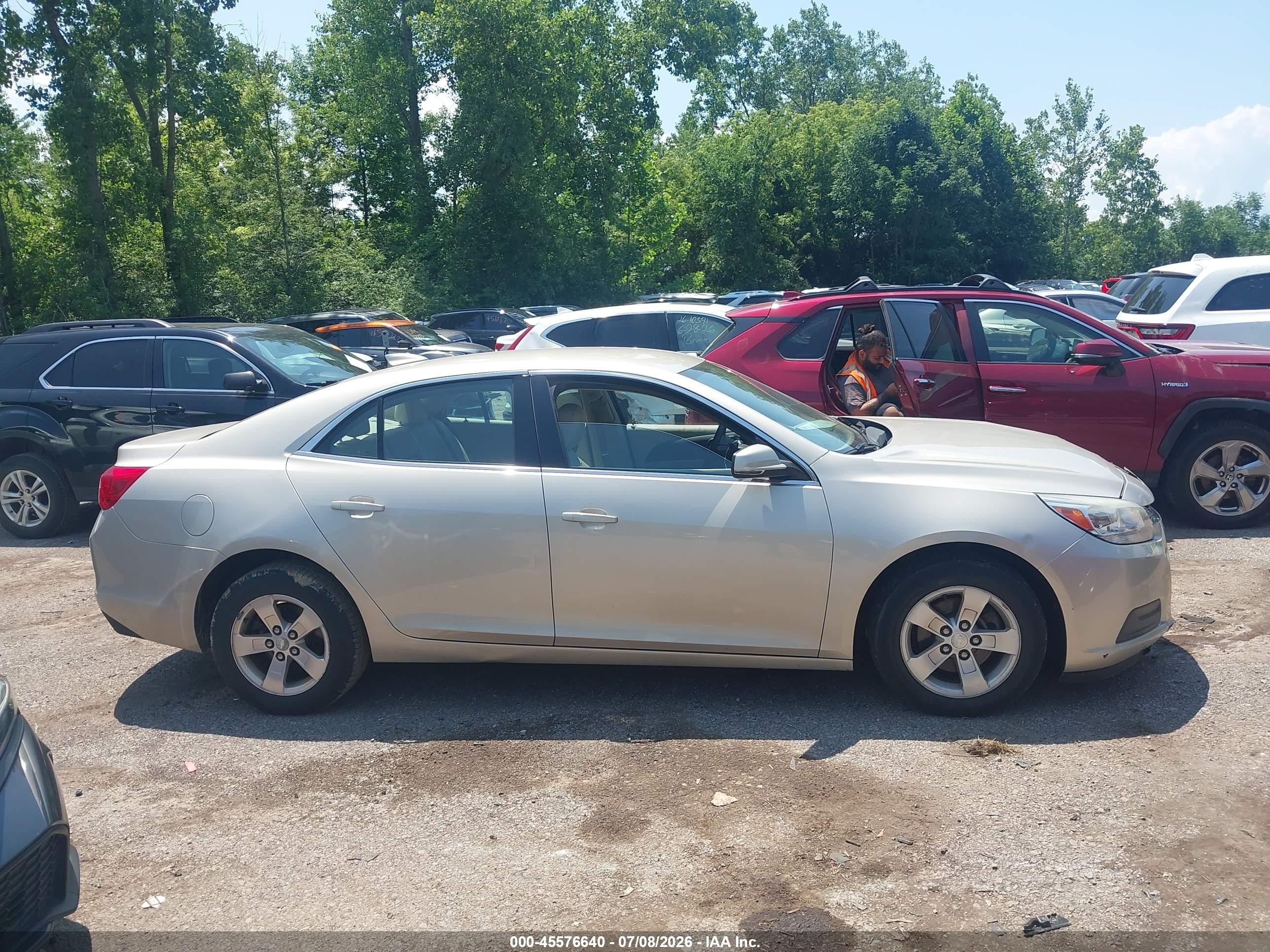 2015 Chevrolet Malibu 1lt Champagne vin: 1G11C5SL5FF265480