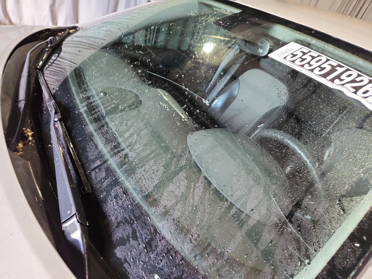 2015 Chevrolet Malibu 1lt Tan vin: 1G11C5SL5FF270260 Damage: Windshield, Broken, Replacement Required