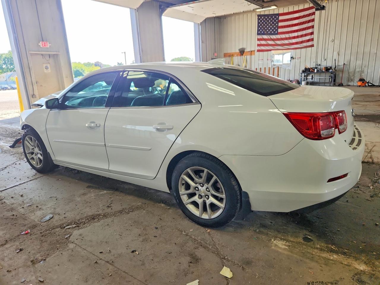2015 Chevrolet Malibu 1lt White vin: 1G11C5SL5FF305590