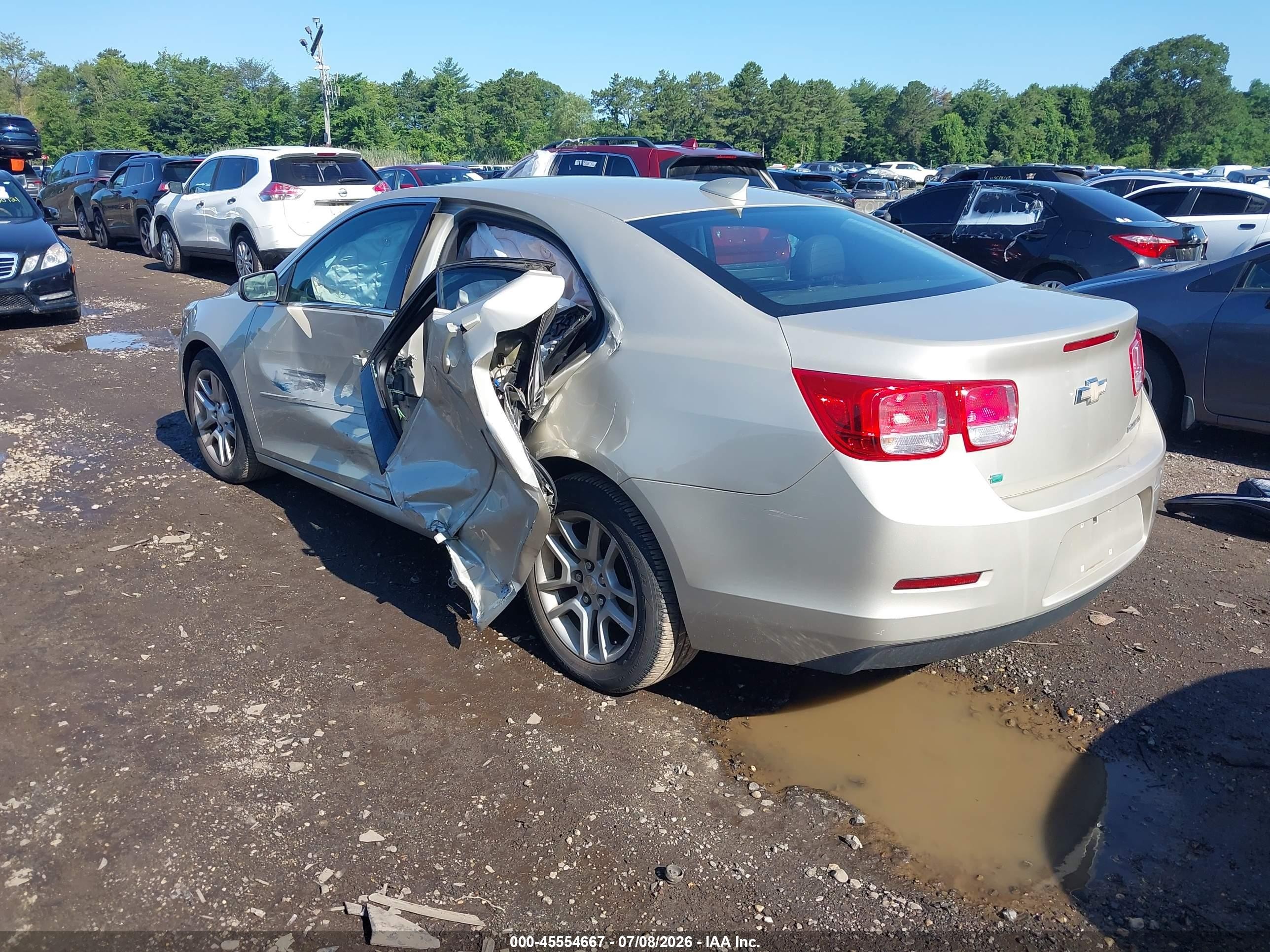 2015 Chevrolet Malibu 1lt Beige vin: 1G11C5SL5FF319845
