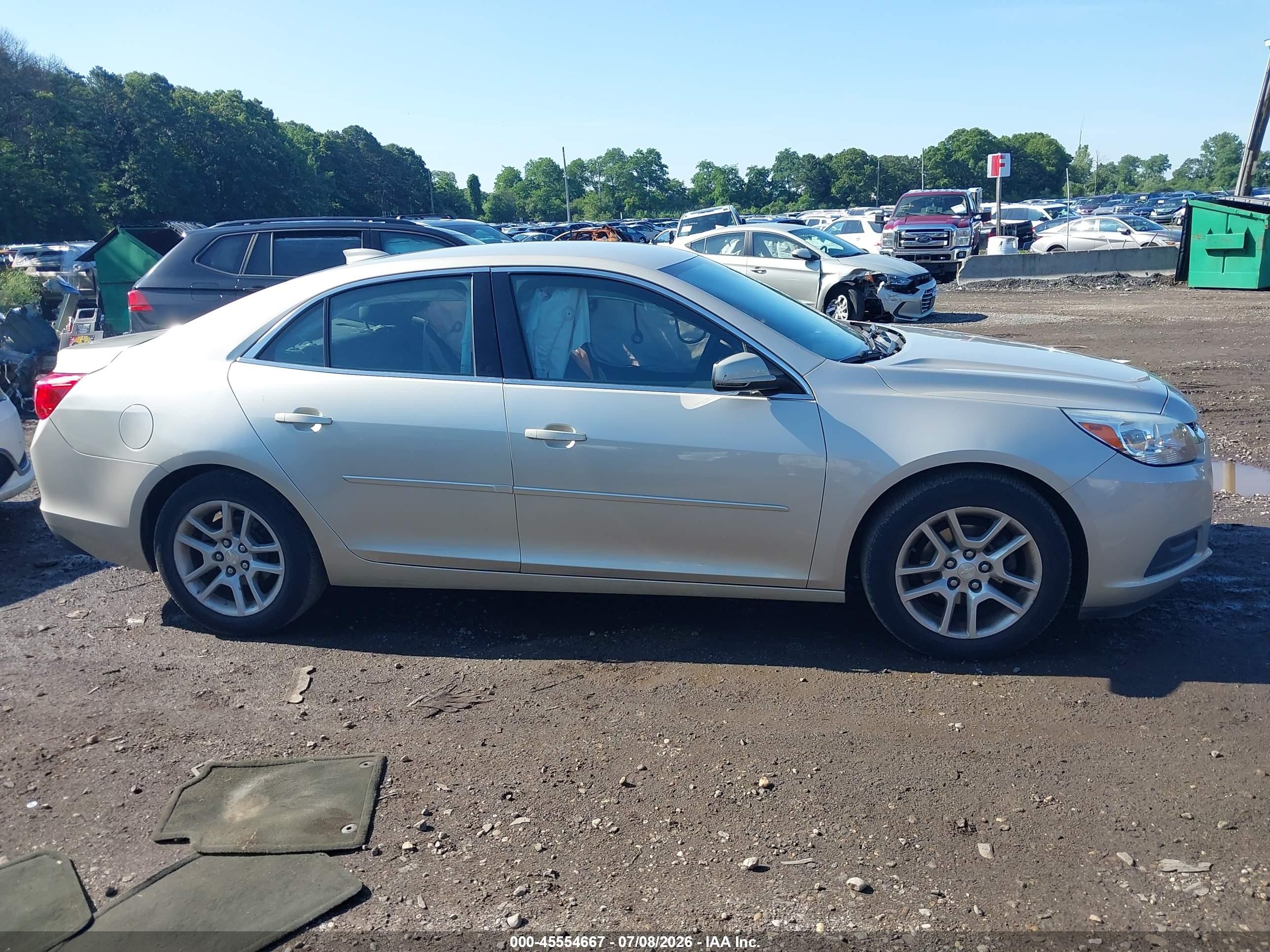 2015 Chevrolet Malibu 1lt Beige vin: 1G11C5SL5FF319845