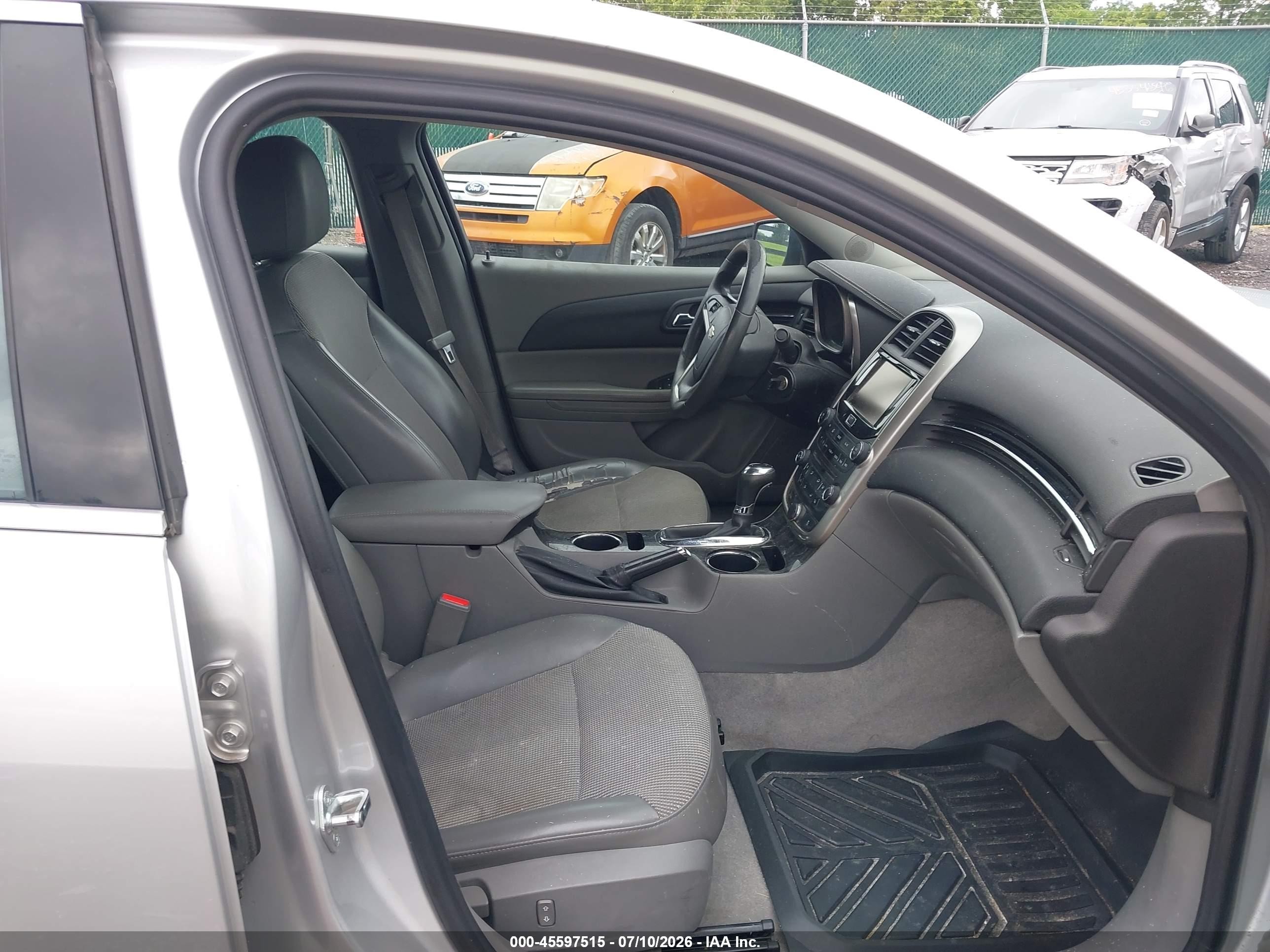 2015 Chevrolet Malibu 1lt Silver vin: 1G11C5SL5FF326164