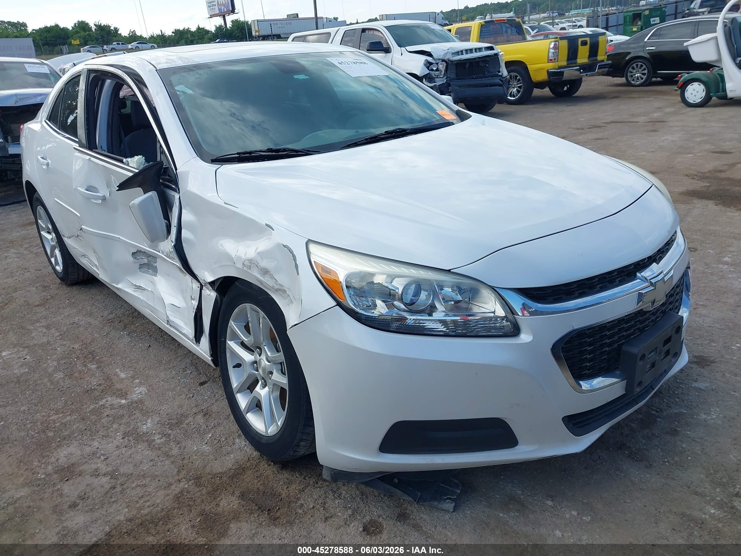 2015 Chevrolet Malibu 1lt White vin: 1G11C5SL5FF348861