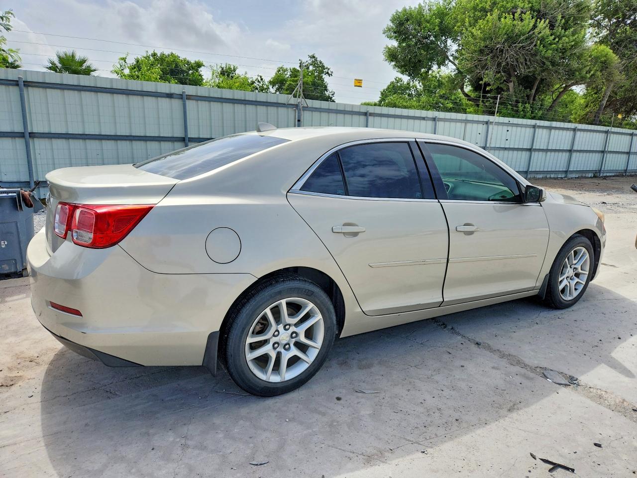 2014 Chevrolet Malibu 1lt Tan vin: 1G11C5SL6EF168397