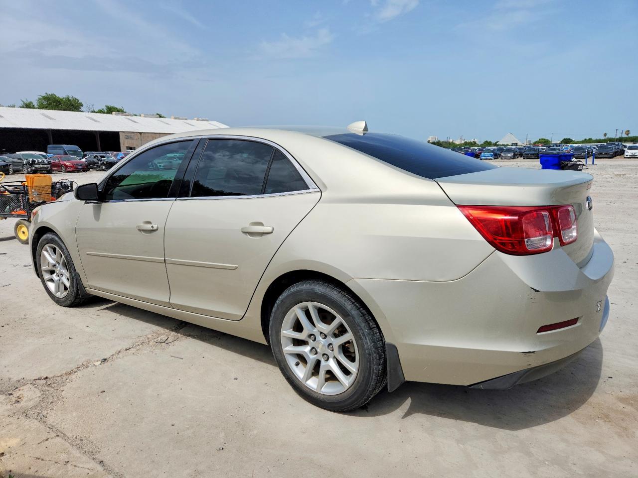 2014 Chevrolet Malibu 1lt Tan vin: 1G11C5SL6EF168397
