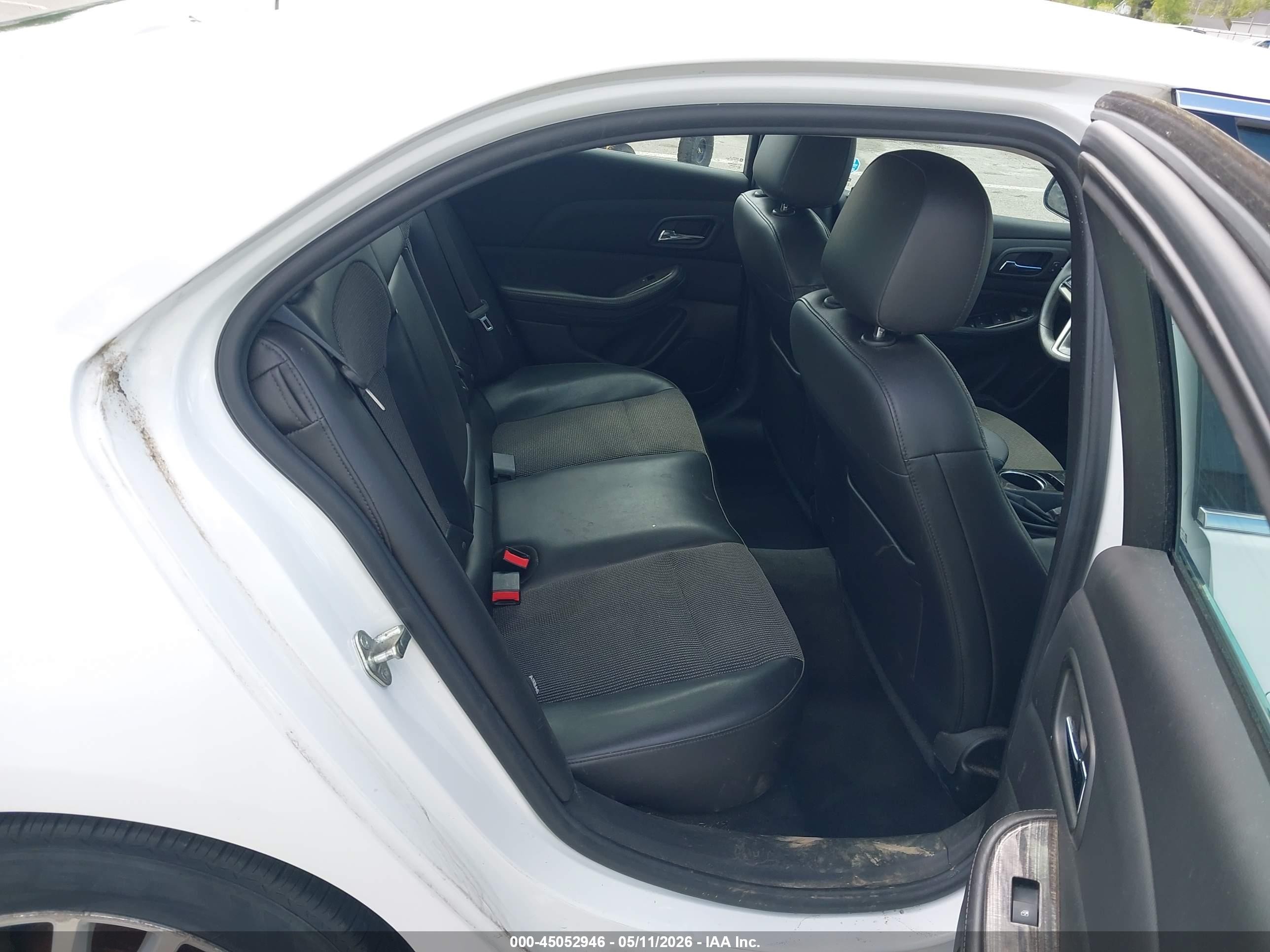 2014 Chevrolet Malibu 1lt Белый vin: 1G11C5SL6EF237900